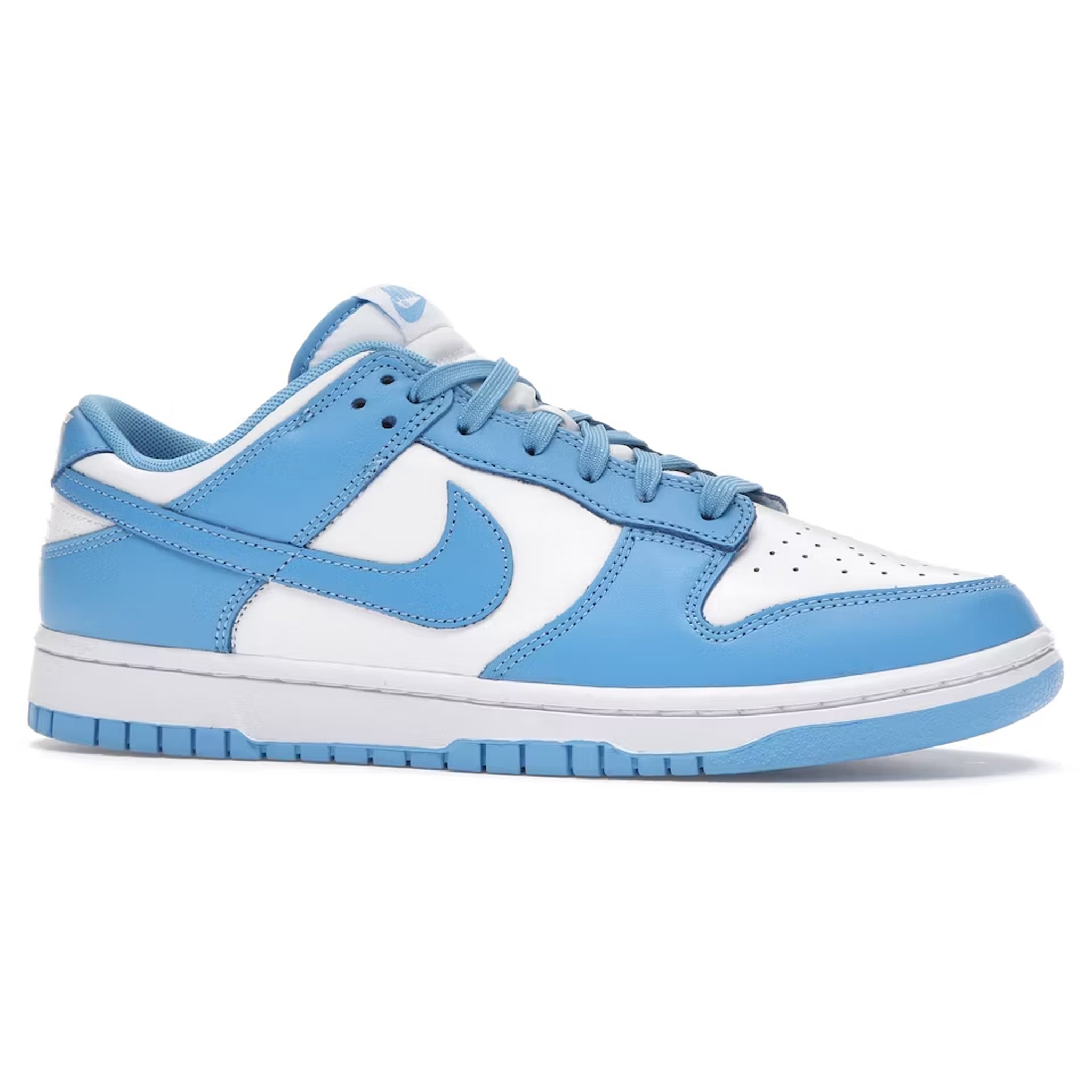 Front view of Nike Dunk Low UNC (2021) DD1391-102