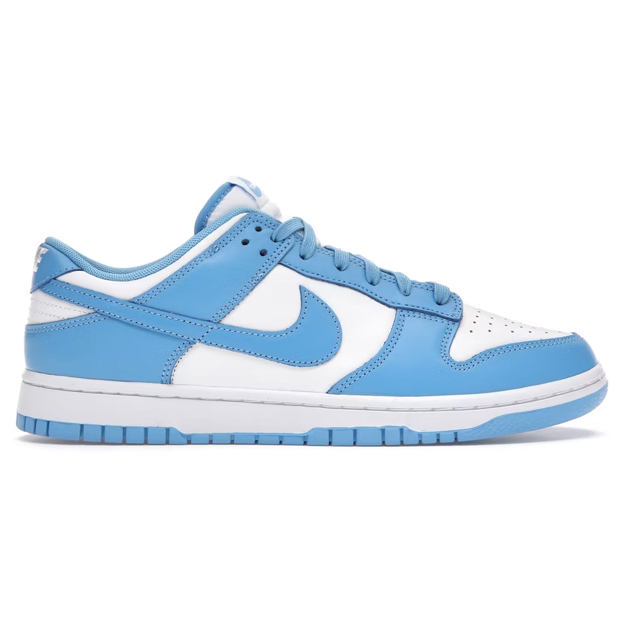 Side view of Nike Dunk Low UNC (2021) DD1391-102