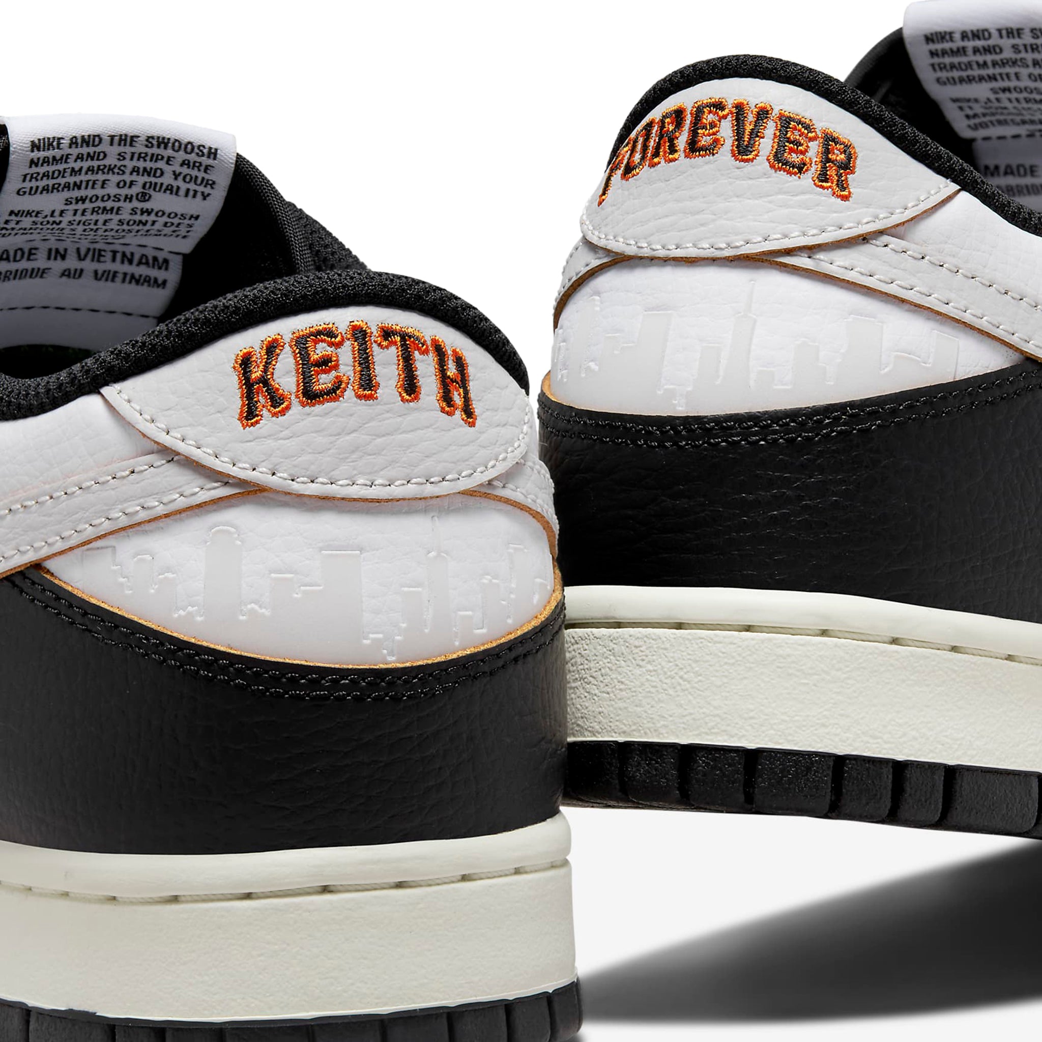 Heel view of Nike x HUF SB Dunk Low San Francisco FD8775-001