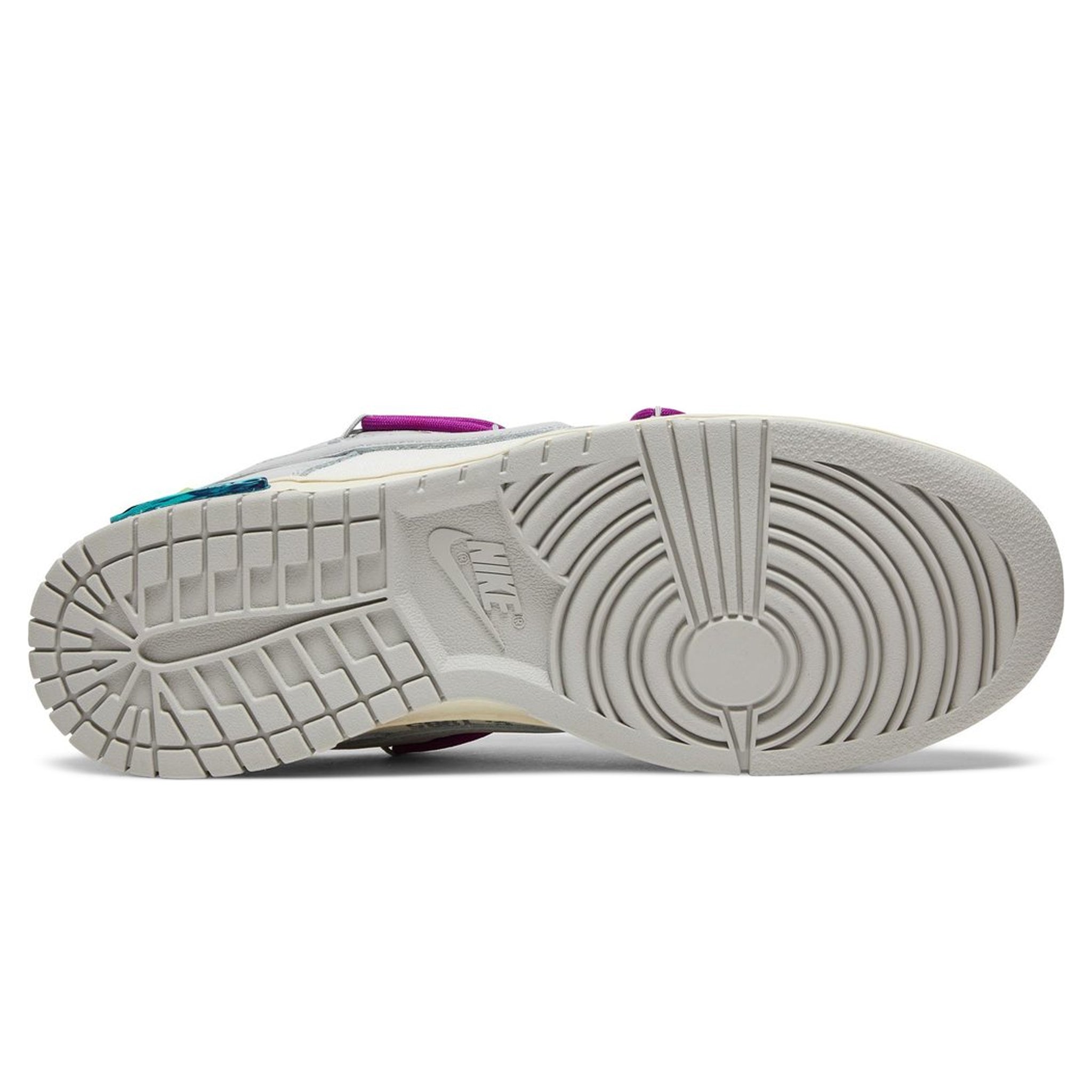 Sole view of Nike x Off White Dunk Low Lot 45 DM1602-101