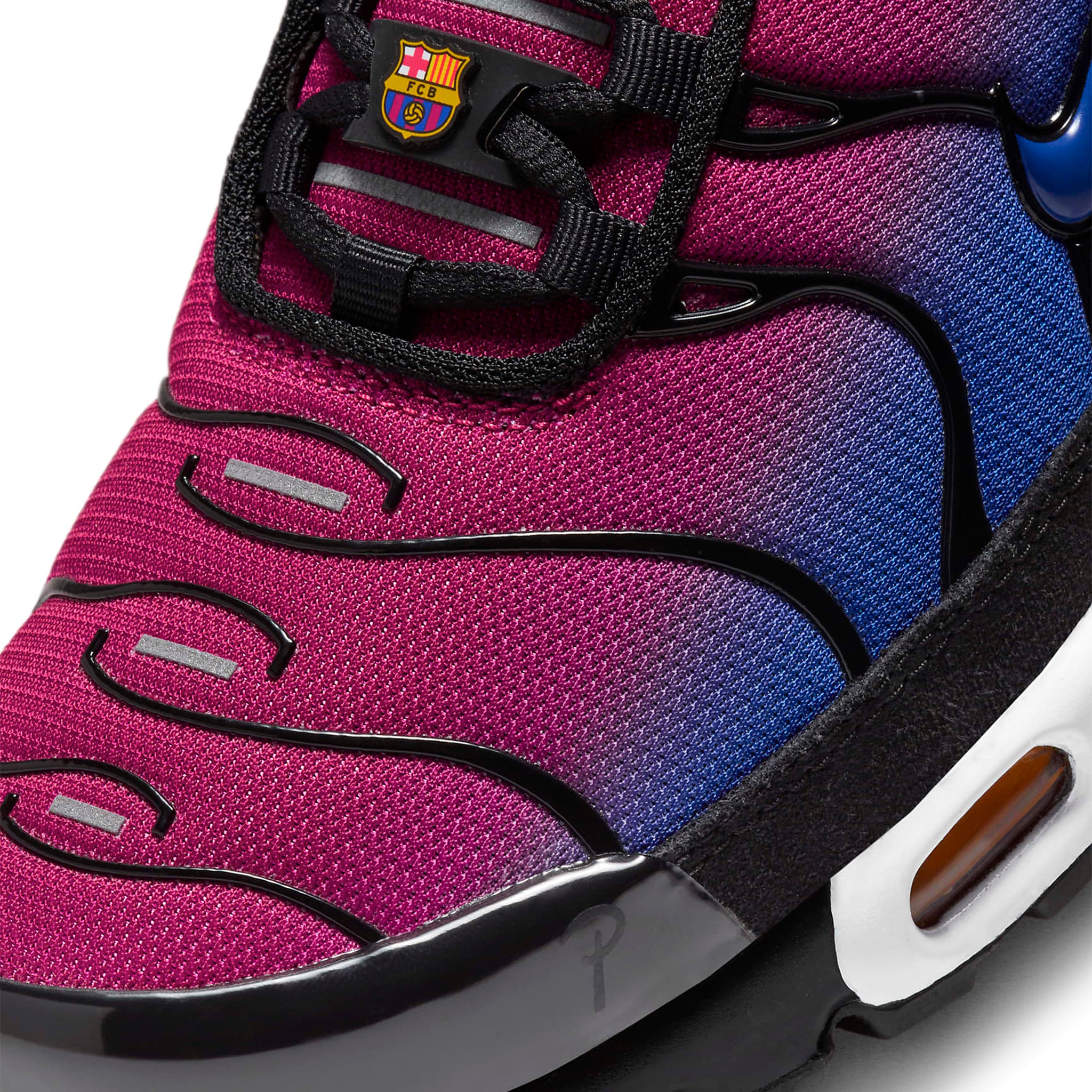Toe box view of Nike x Patta x Barcelona FC Air Max Plus Culers Del Món FN8260-001