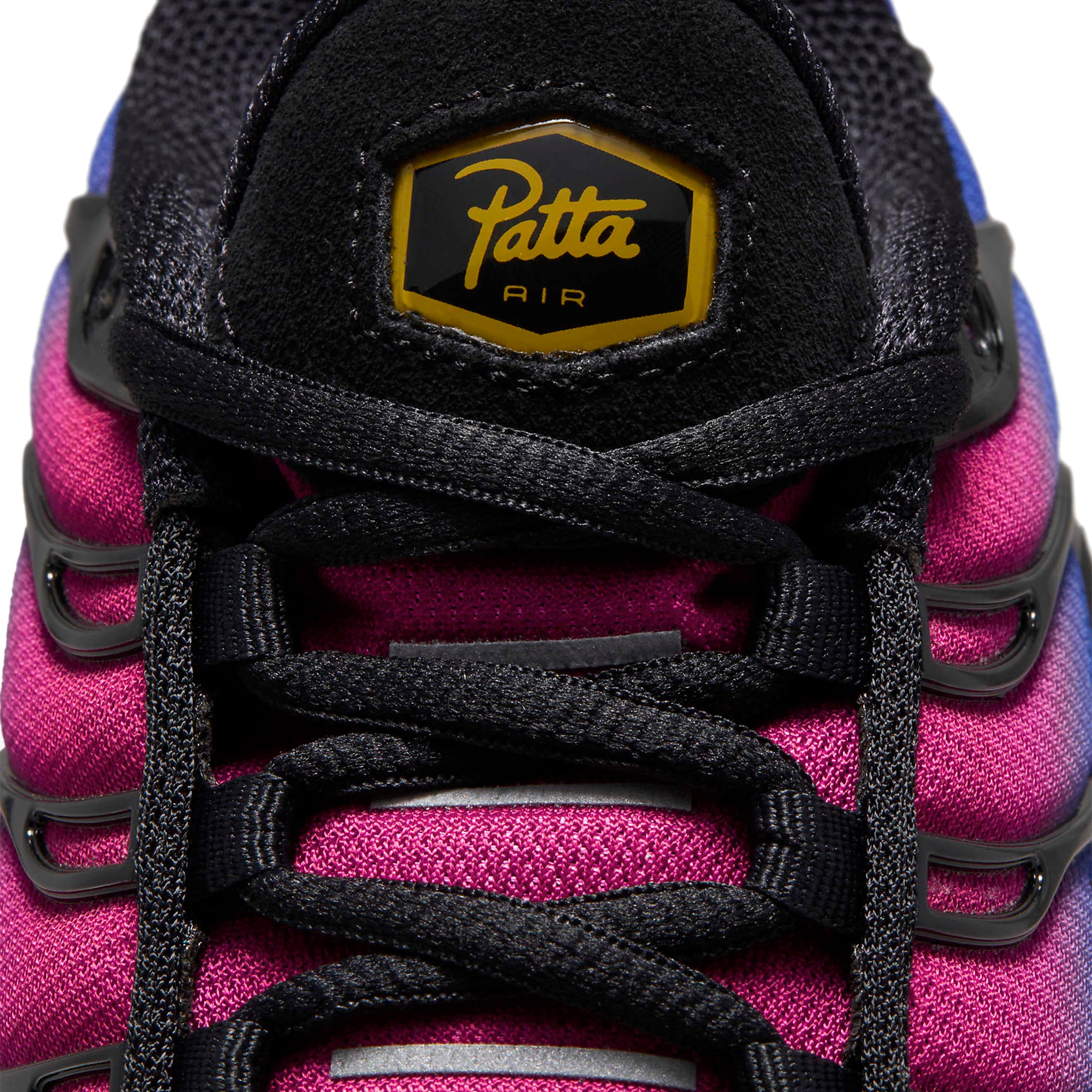 Tongue view of Nike x Patta x Barcelona FC Air Max Plus Culers Del Món FN8260-001