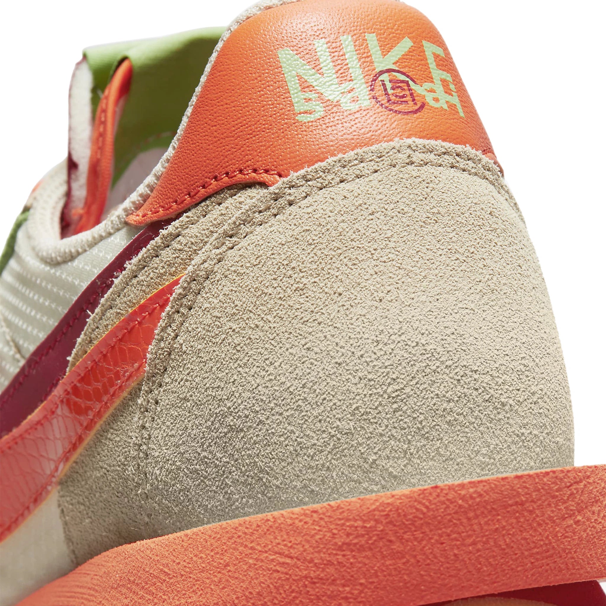 Heel view of Nike x Sacai LD Waffle CLOT Net Orange Blaze DH1347-100