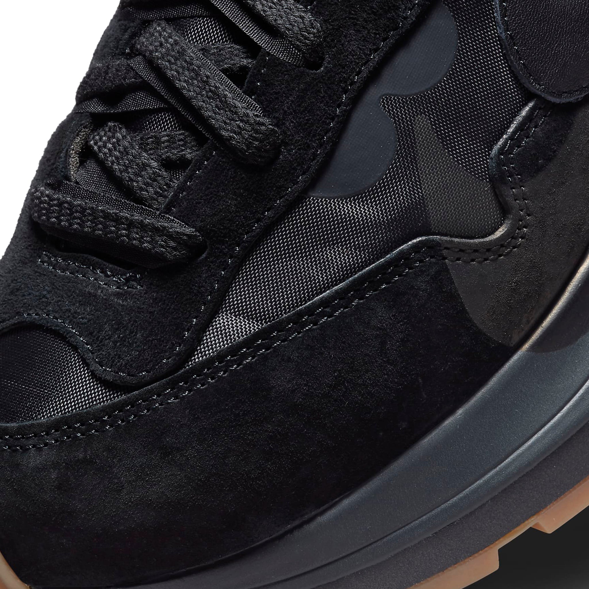 Toe box view of Nike x Sacai Vaporwaffle Black Gum Sneaker DD1875-001