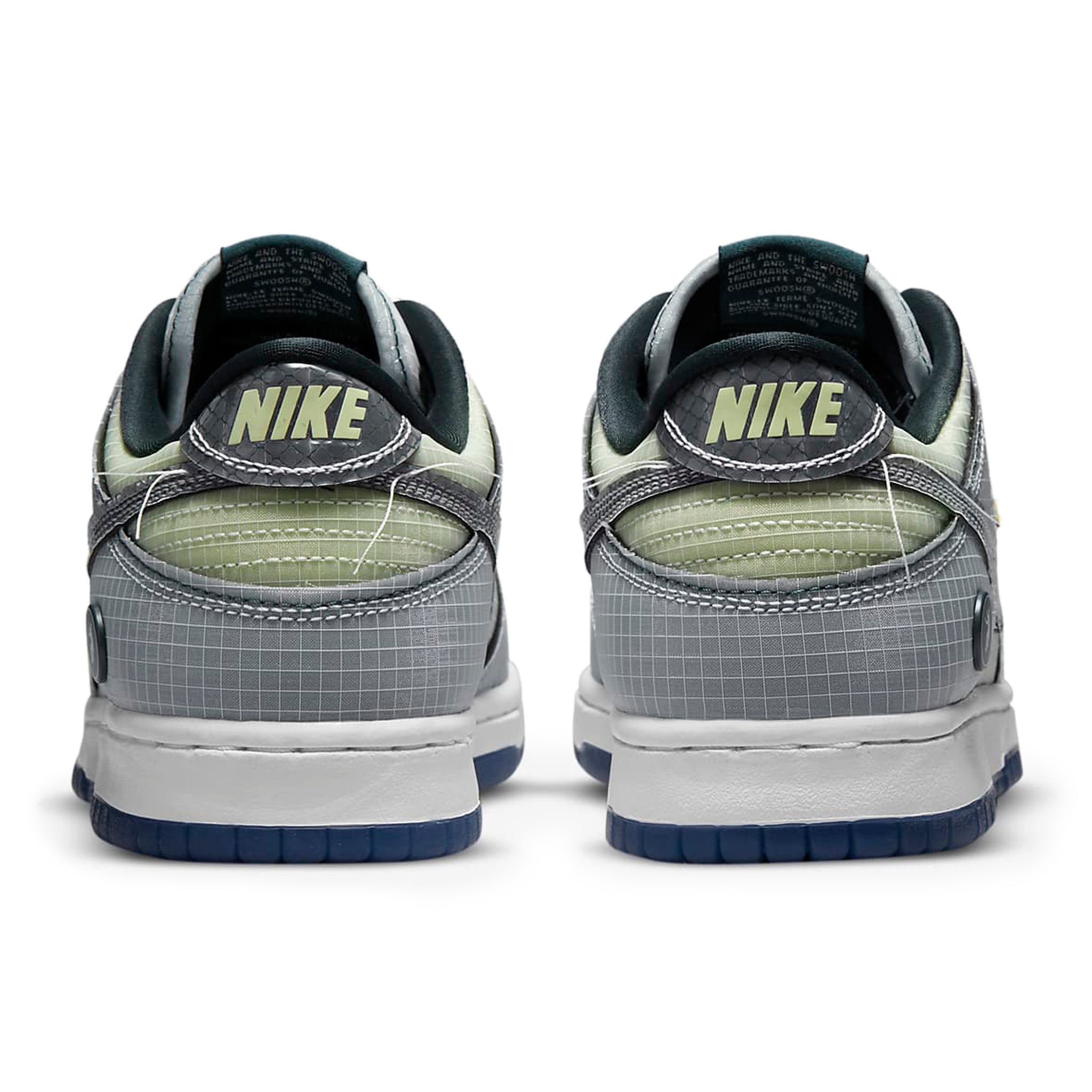 Heel view of Nike x Union Dunk Low Passport Pack Pistachio DJ9649-401