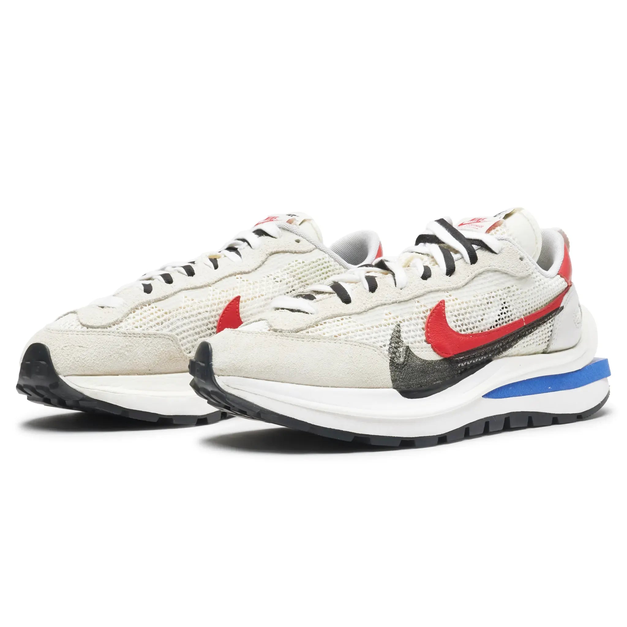 Front Side View of Preloved - Nike x Sacai Vaporwaffle Sail Sport Fuchsia Sneaker