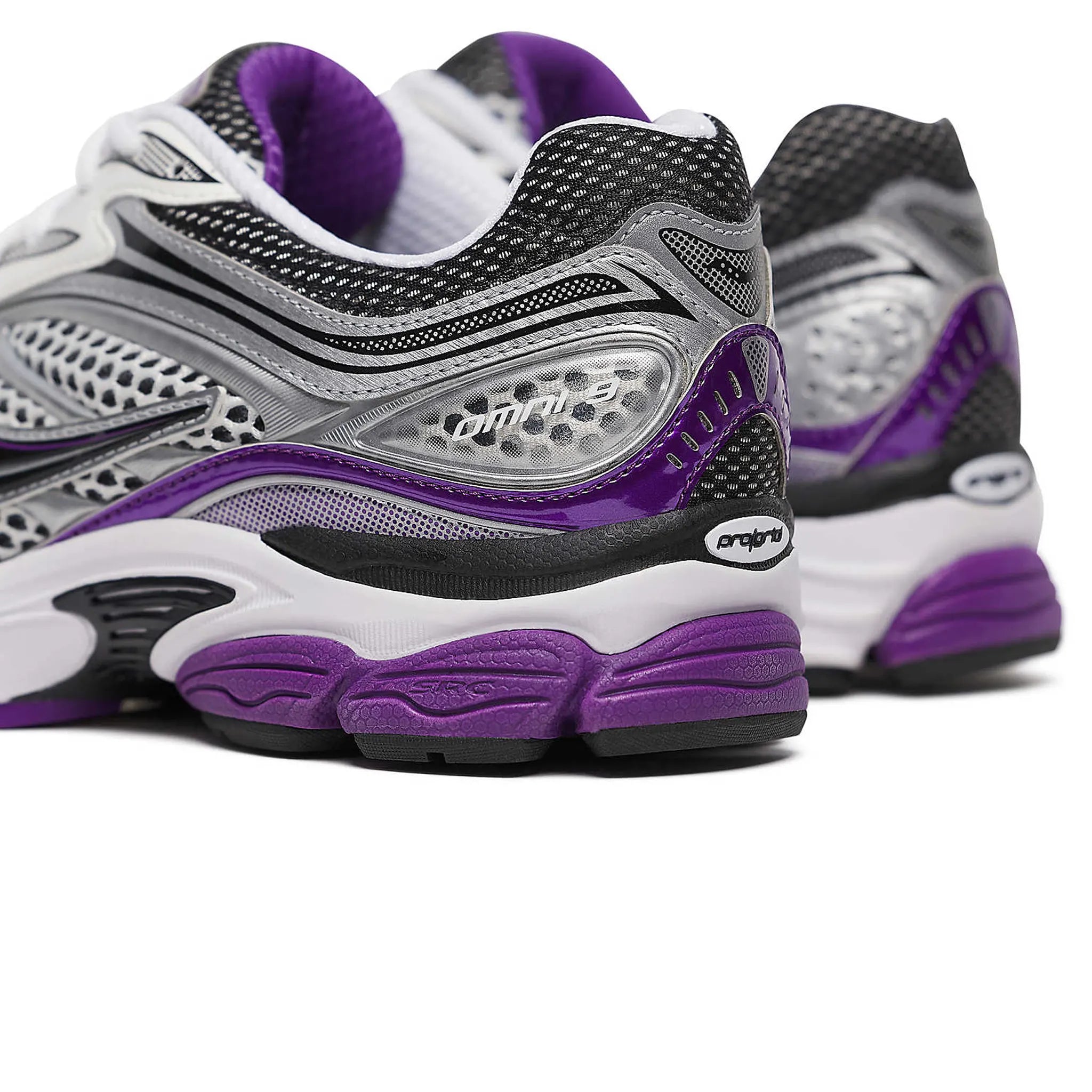 Detailed View of Saucony Progrid Omni 9 Silver Purple S70739-10