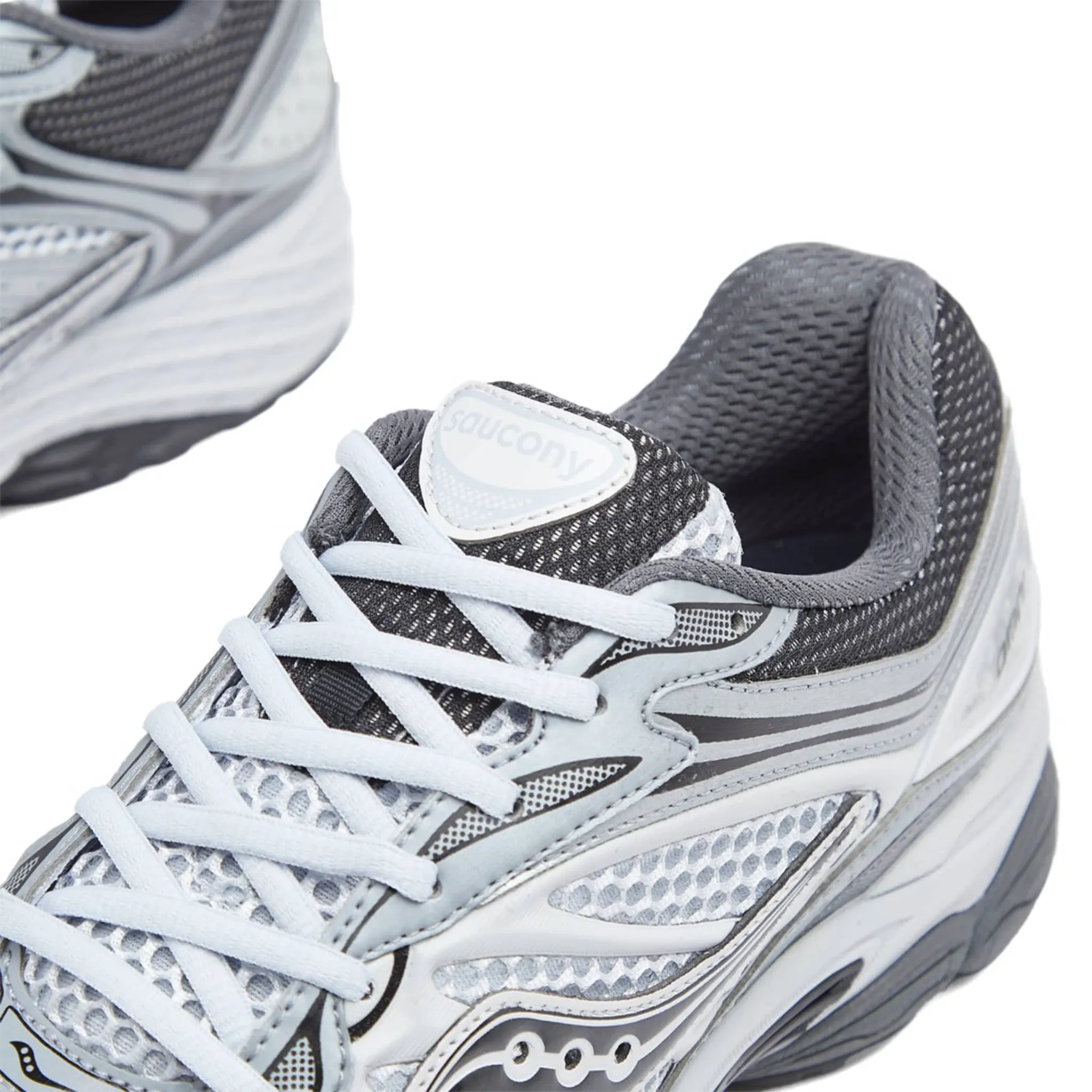 Detailed View of Saucony Progrid Omni 9 Microichip S70739-8