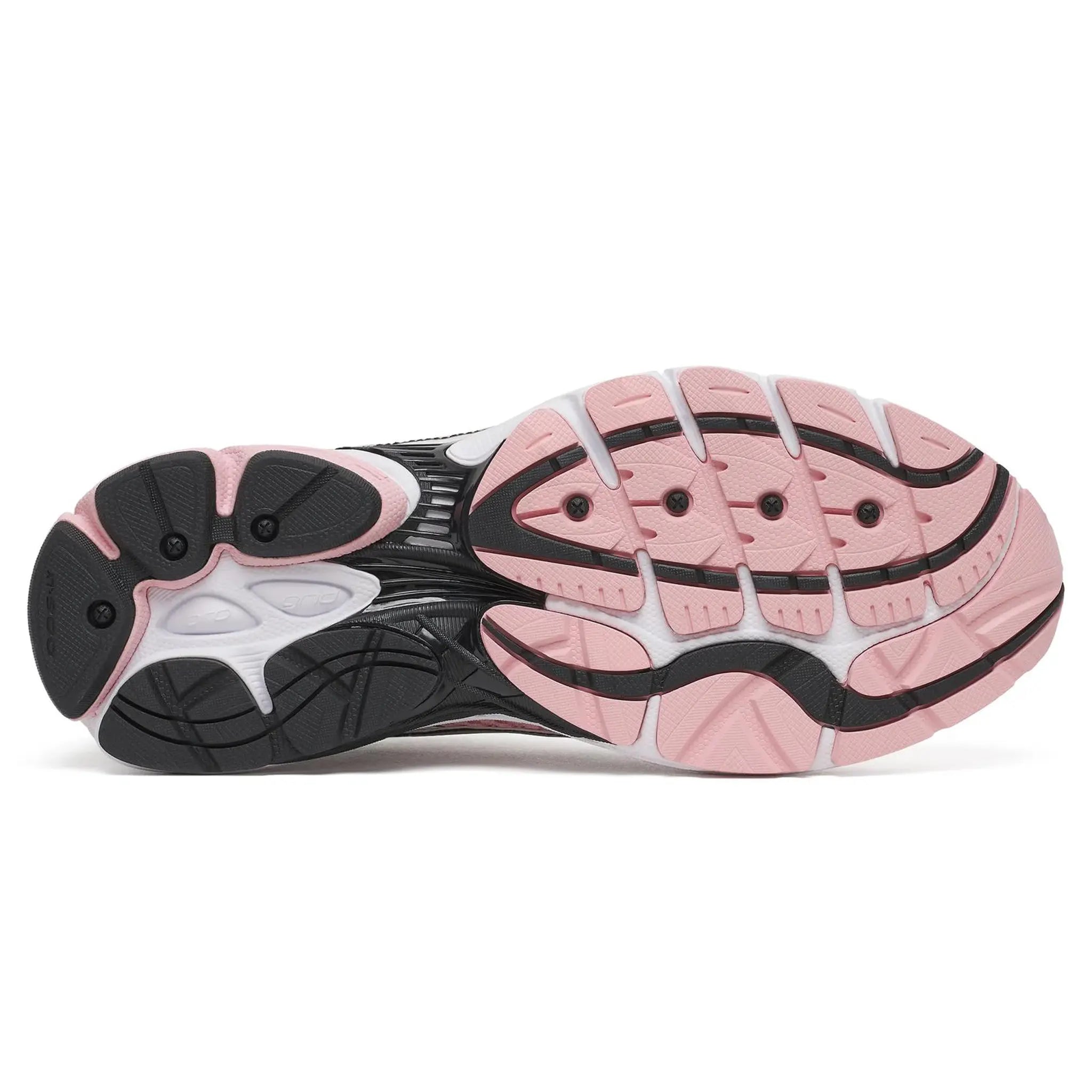 Sole View of Saucony Progrid Omni 9 White Touch S101245-1016