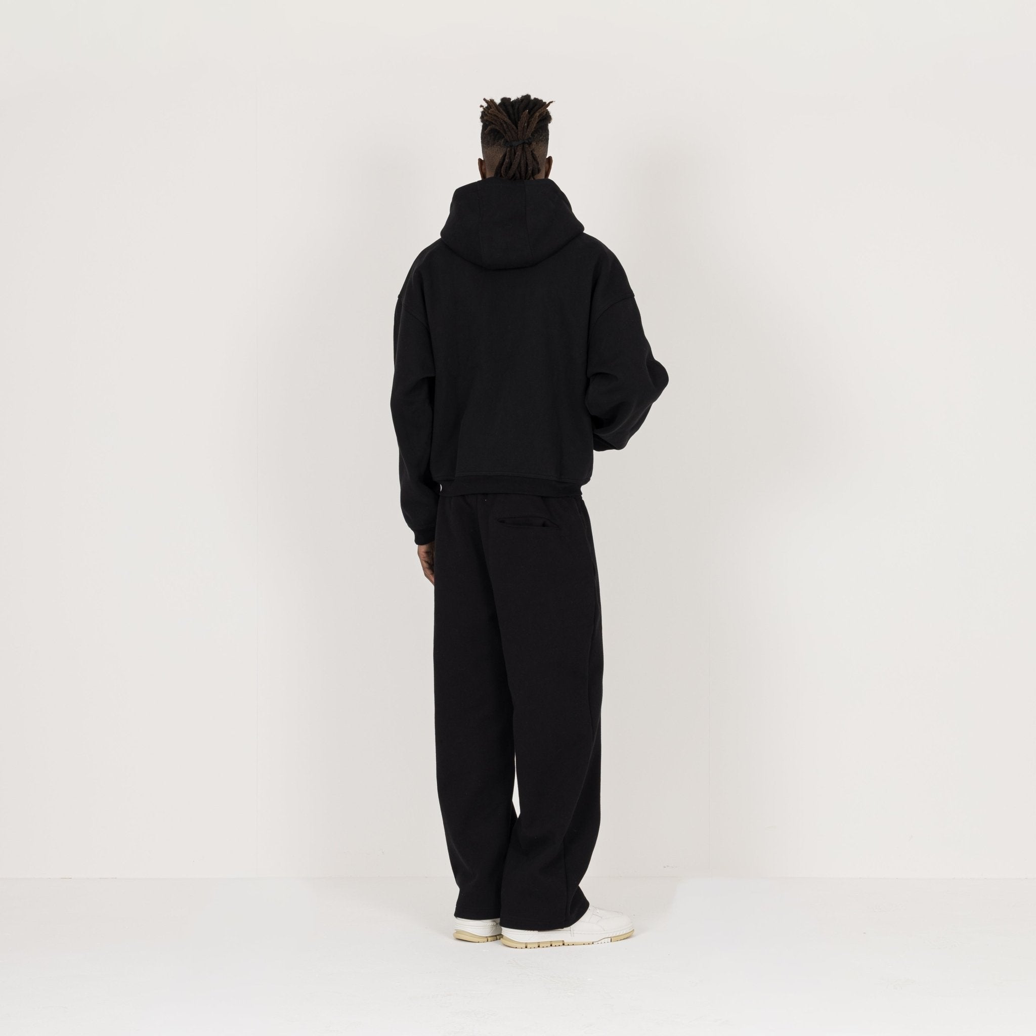 Model Back view of Destructive Sculpt Carbon Black Fleece Jacket