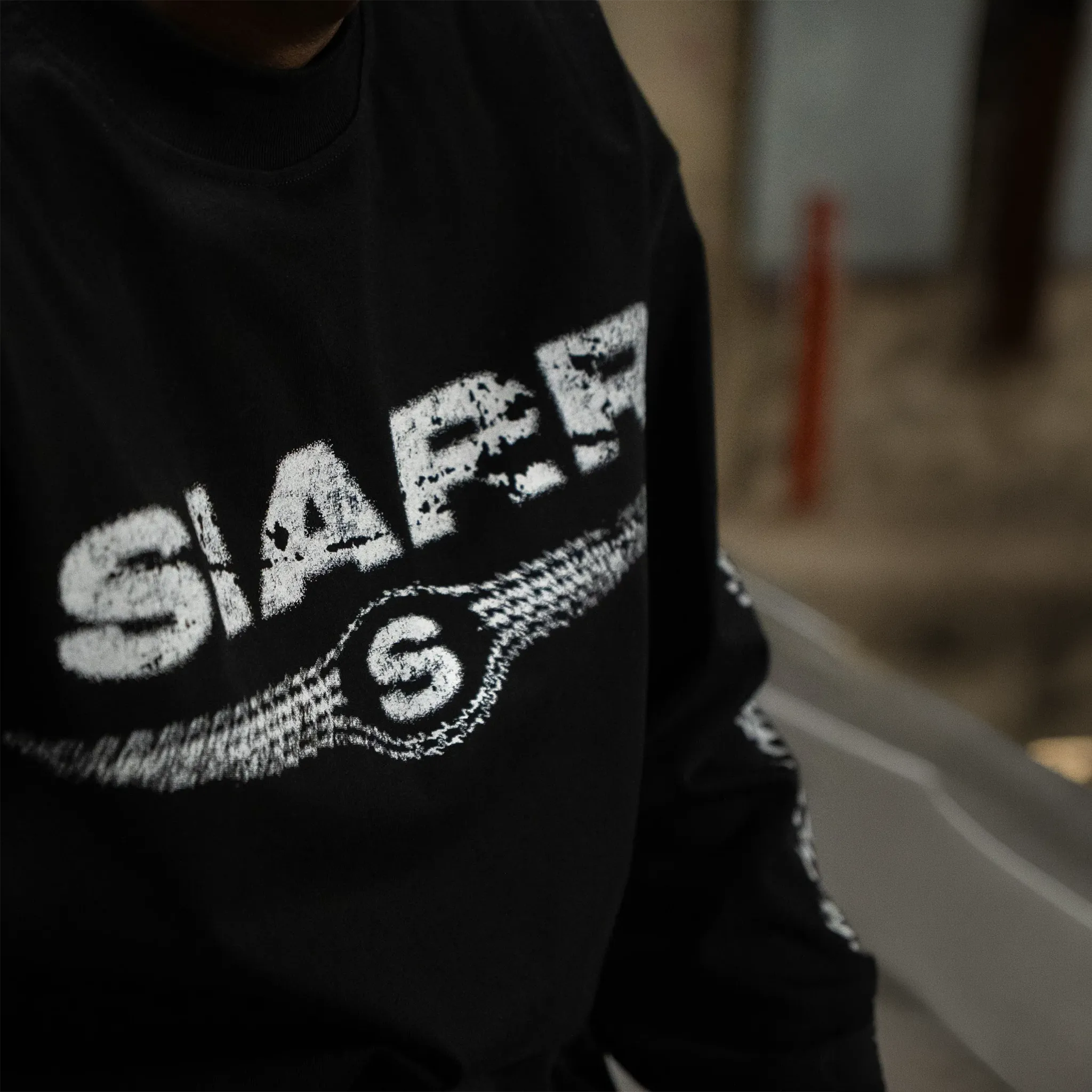 Detailed View of SIARR Chequered L/S Black T-Shirt