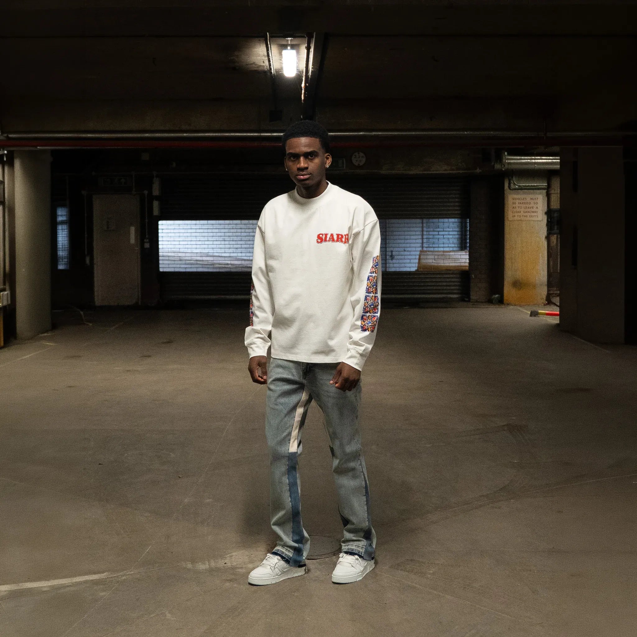 Model Front View of SIARR Floral L/S Off-White T-Shirt