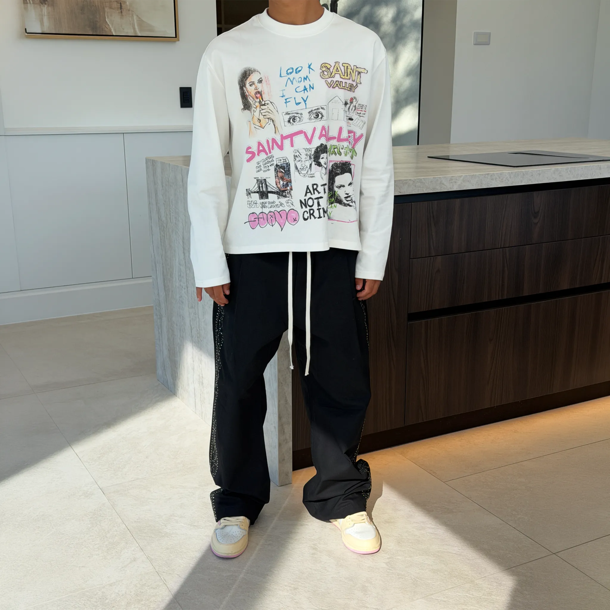Front View of Suavo London Mom I Can Fly L/S White T-Shirt