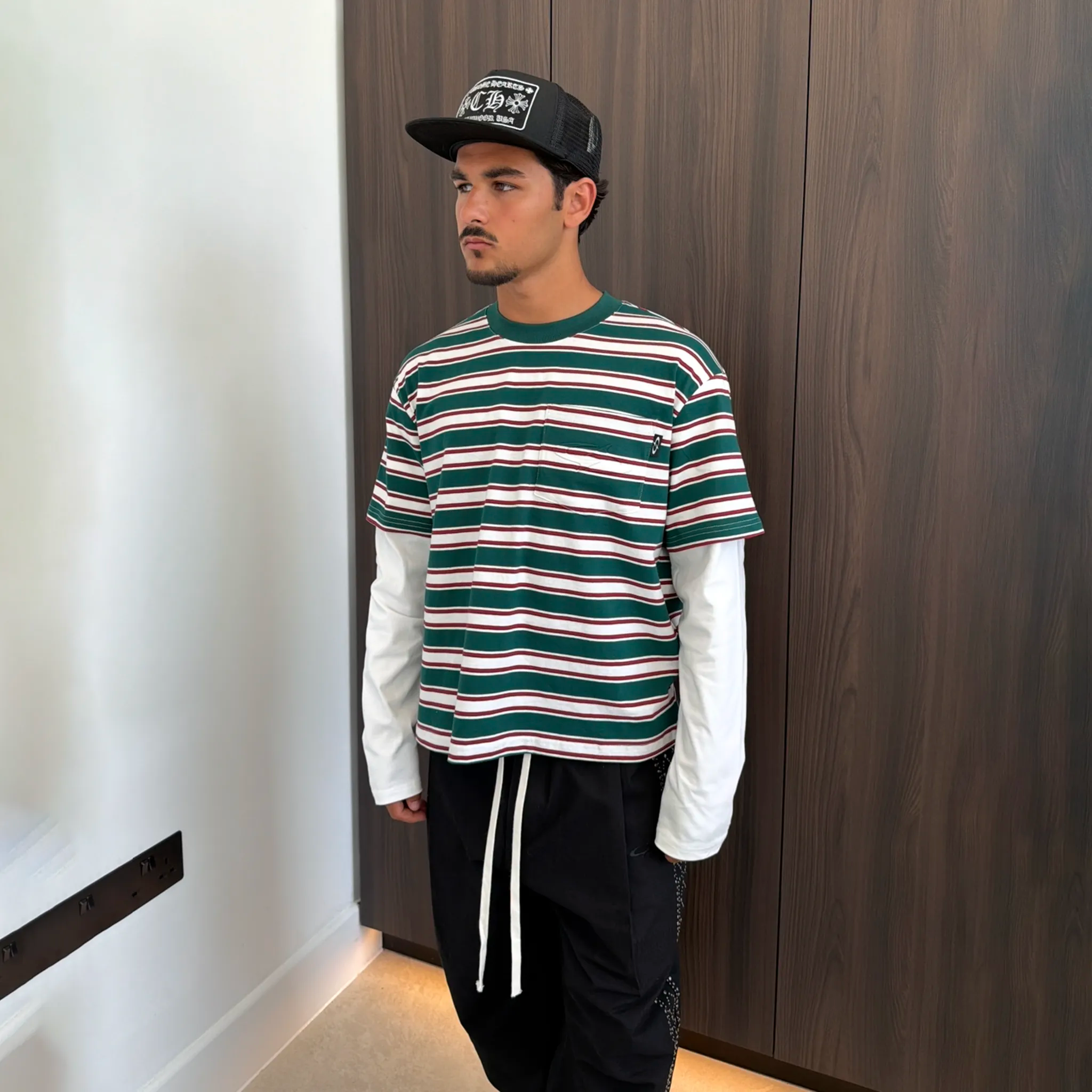 Front Side View of Suavo Stripe Pocket Layered L/S White T-Shirt