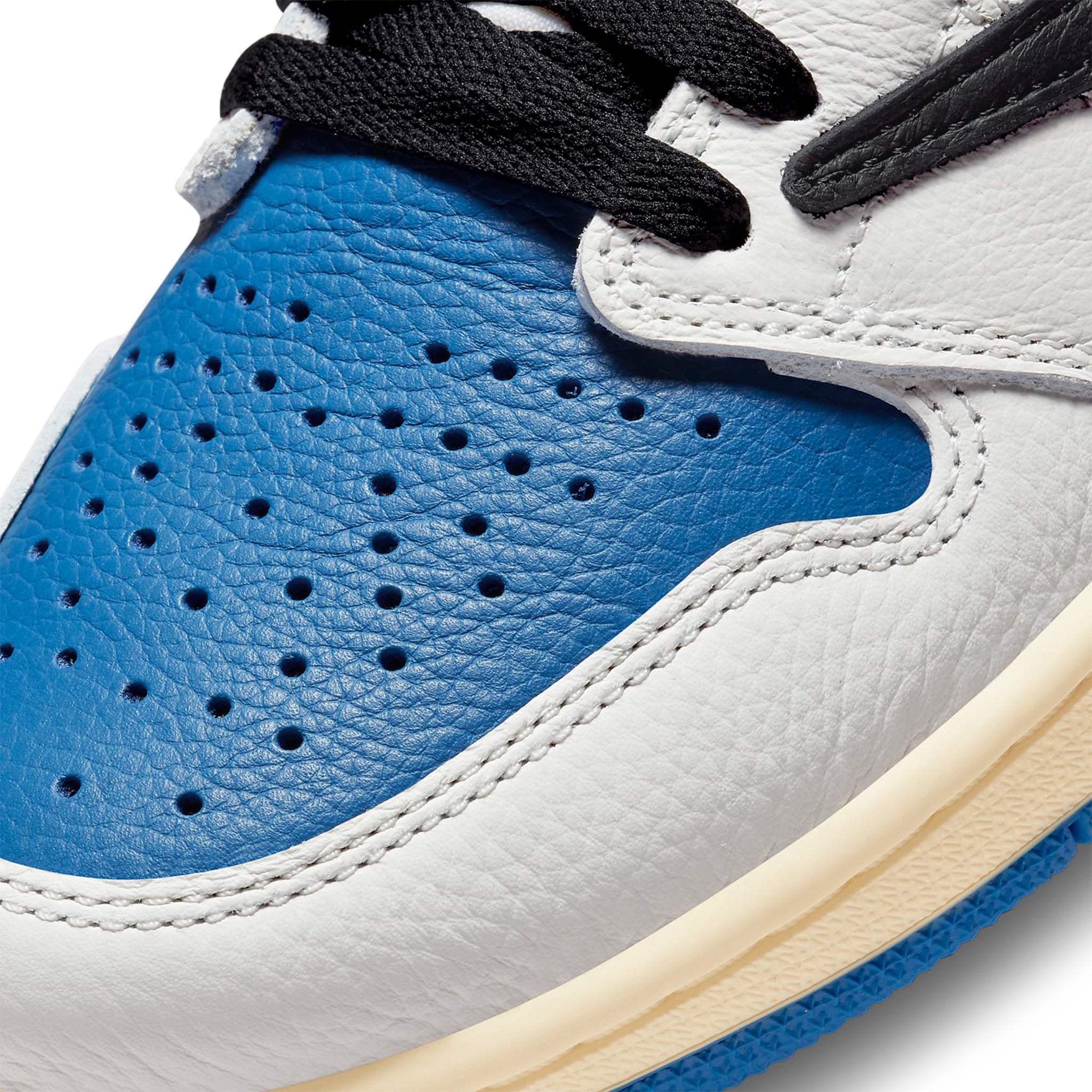 Toe box View of Travis Scott x Air Jordan 1 High OG SP Fragment Design DH3227-105