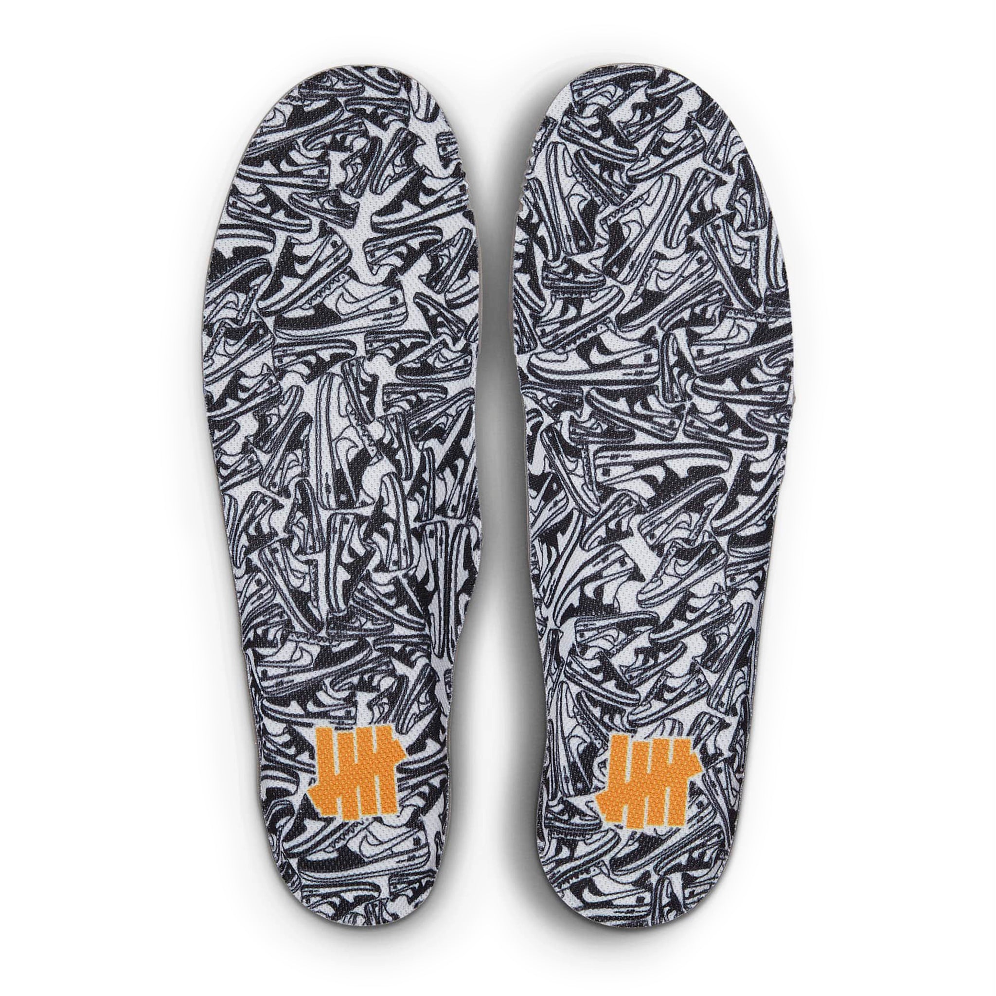 Insole view of Undefeated x Nike Air Force 1 Low Multi-Patent DV5255-400