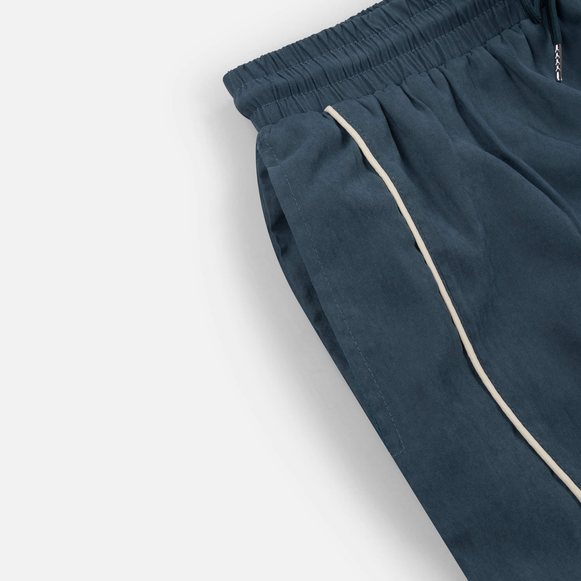 Alma De Ace Tao Green Shorts