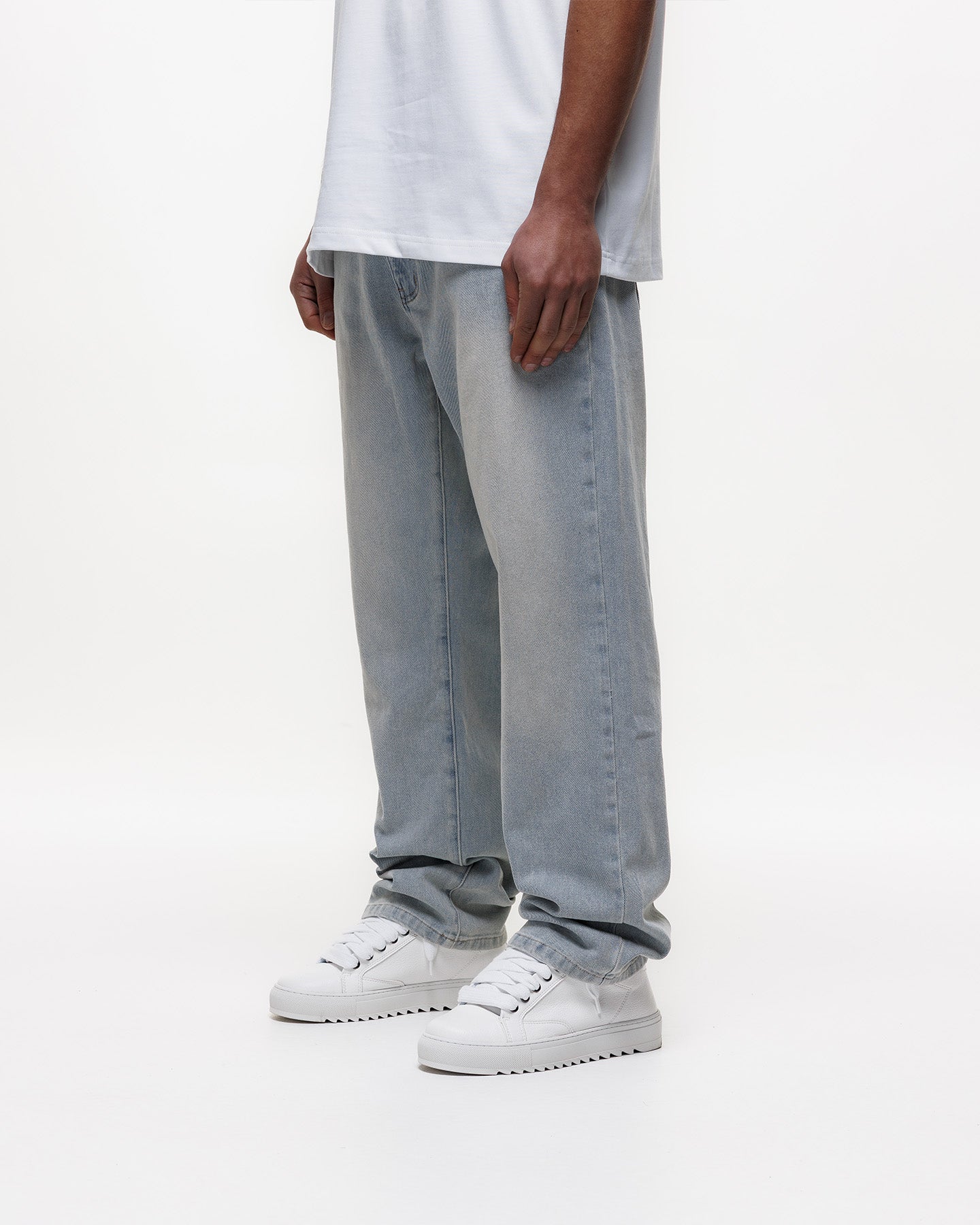 MAGIRI Core Straight Blue Jeans