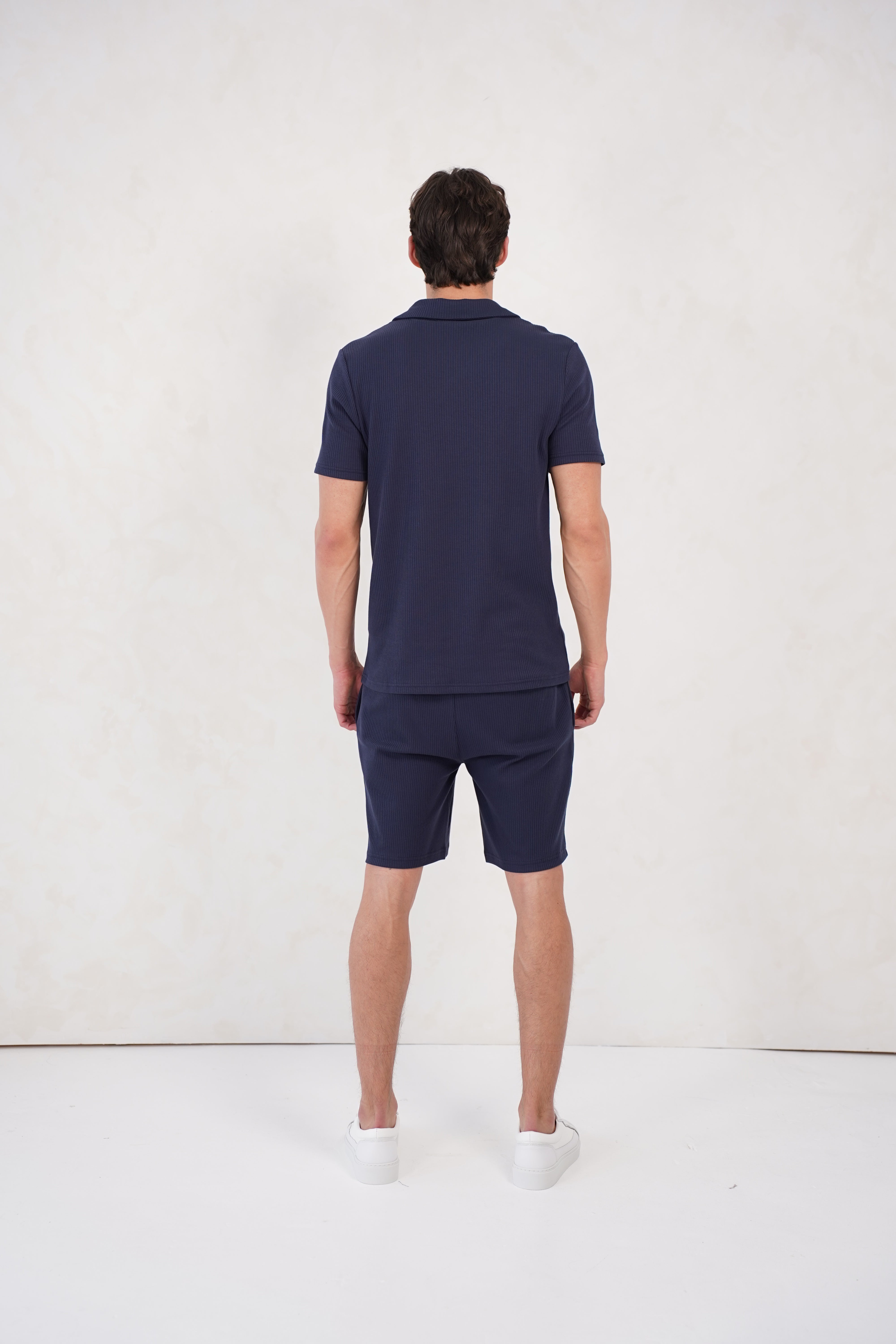 CAPO Pleated Navy Shorts