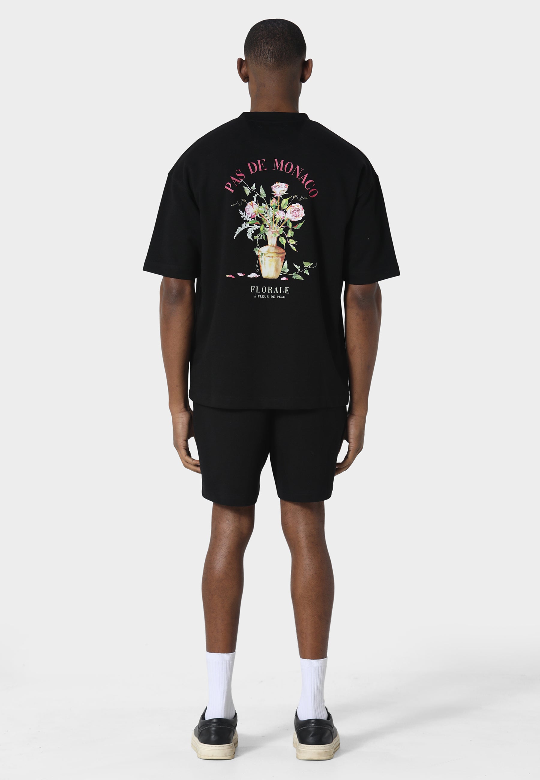 Pas De Monaco Giardino Black Shorts
