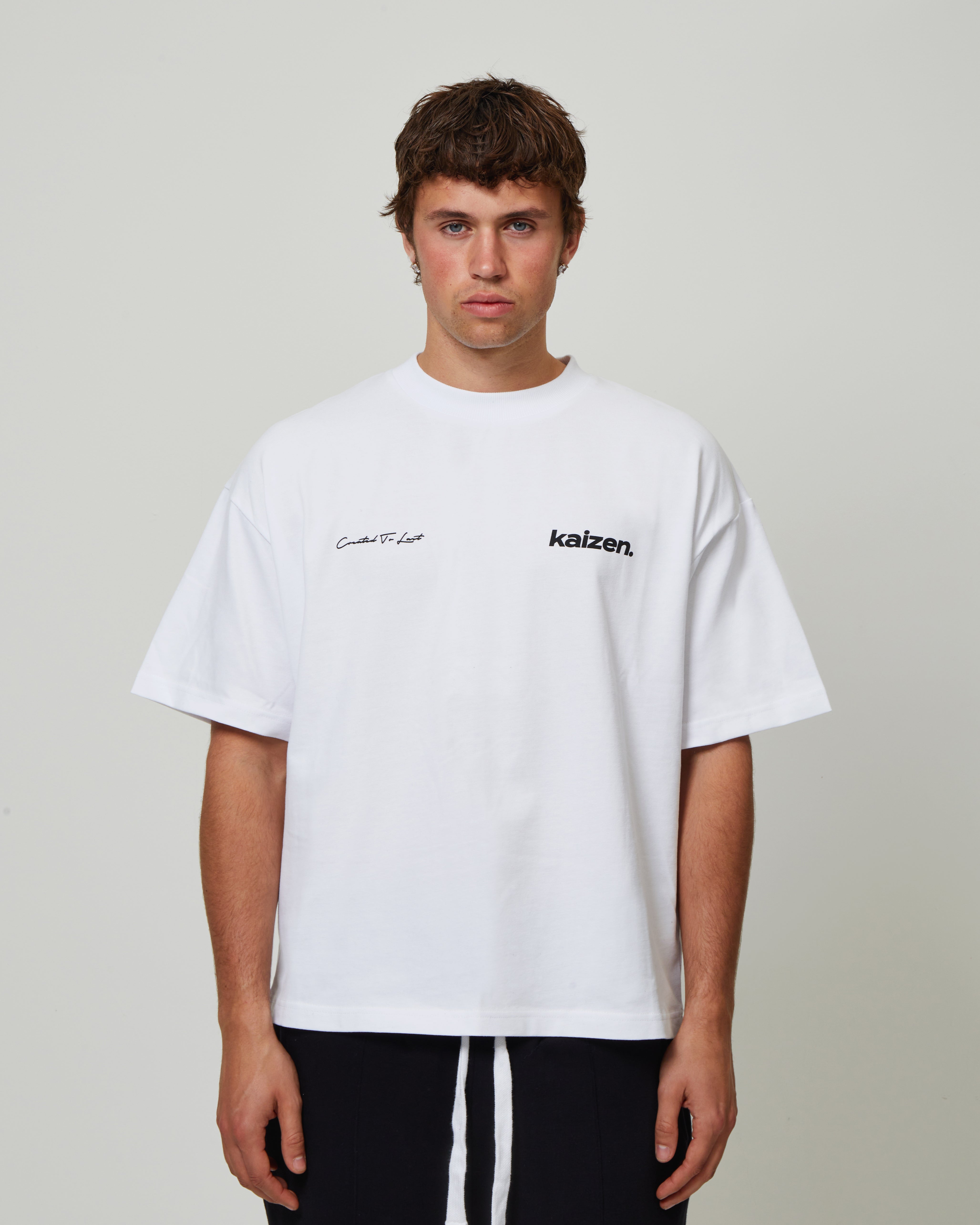 Model view of Kaizen Market Arch White T-shirts