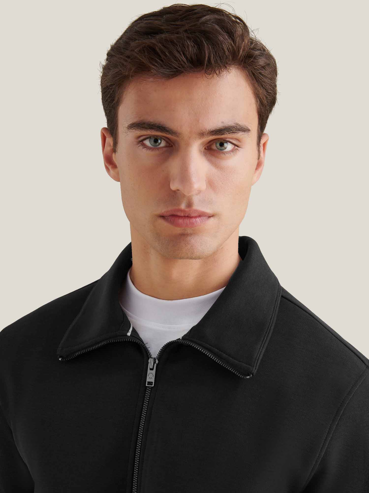 Peckham Rye Interlock Funnel Black Jacket