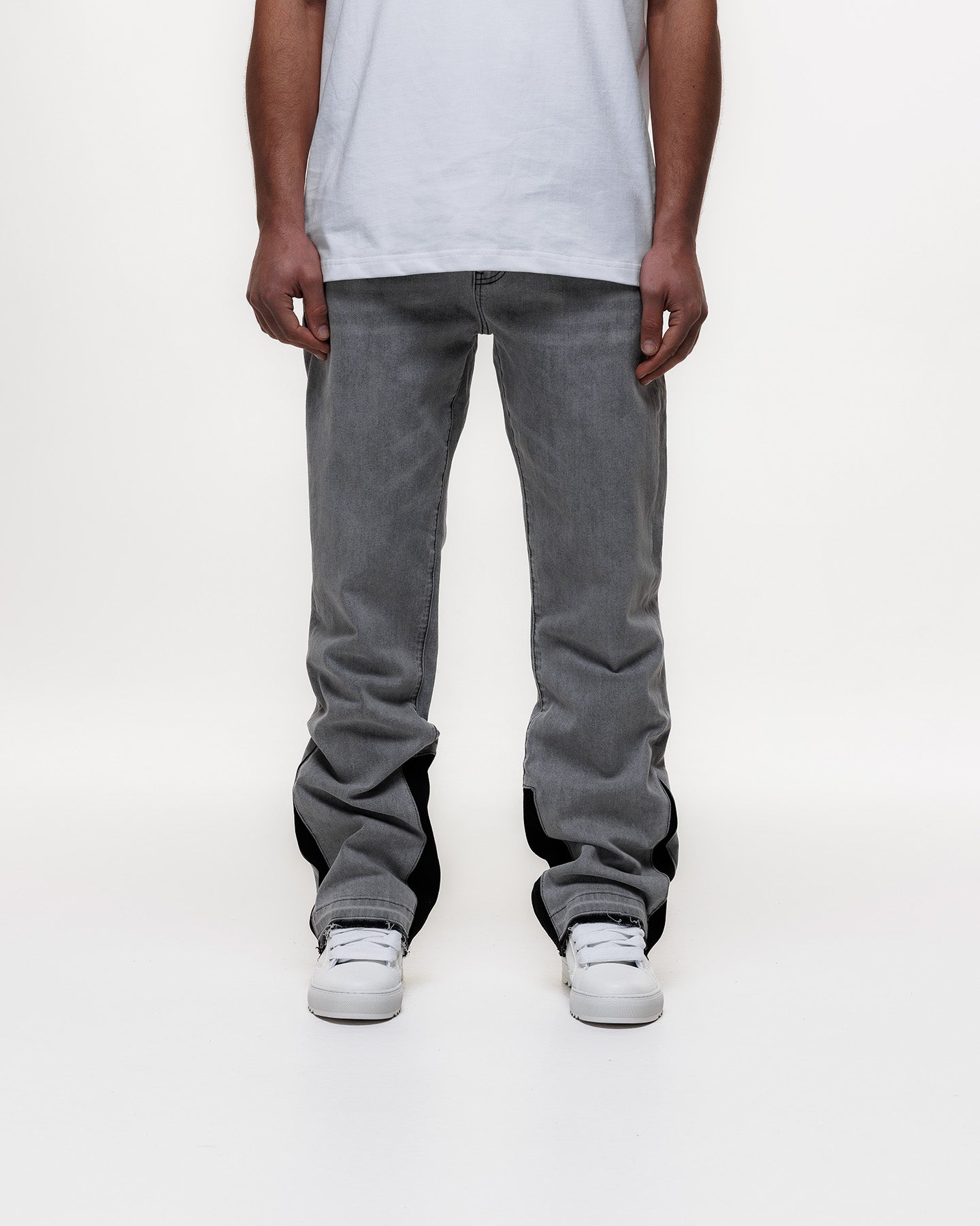 MAGIRI Flared Grey Jeans