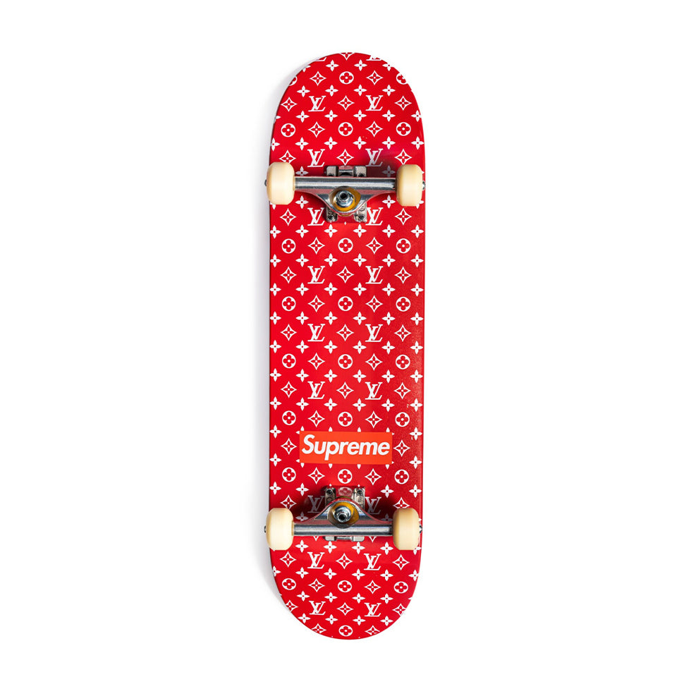 vuitton supreme skateboard trunk