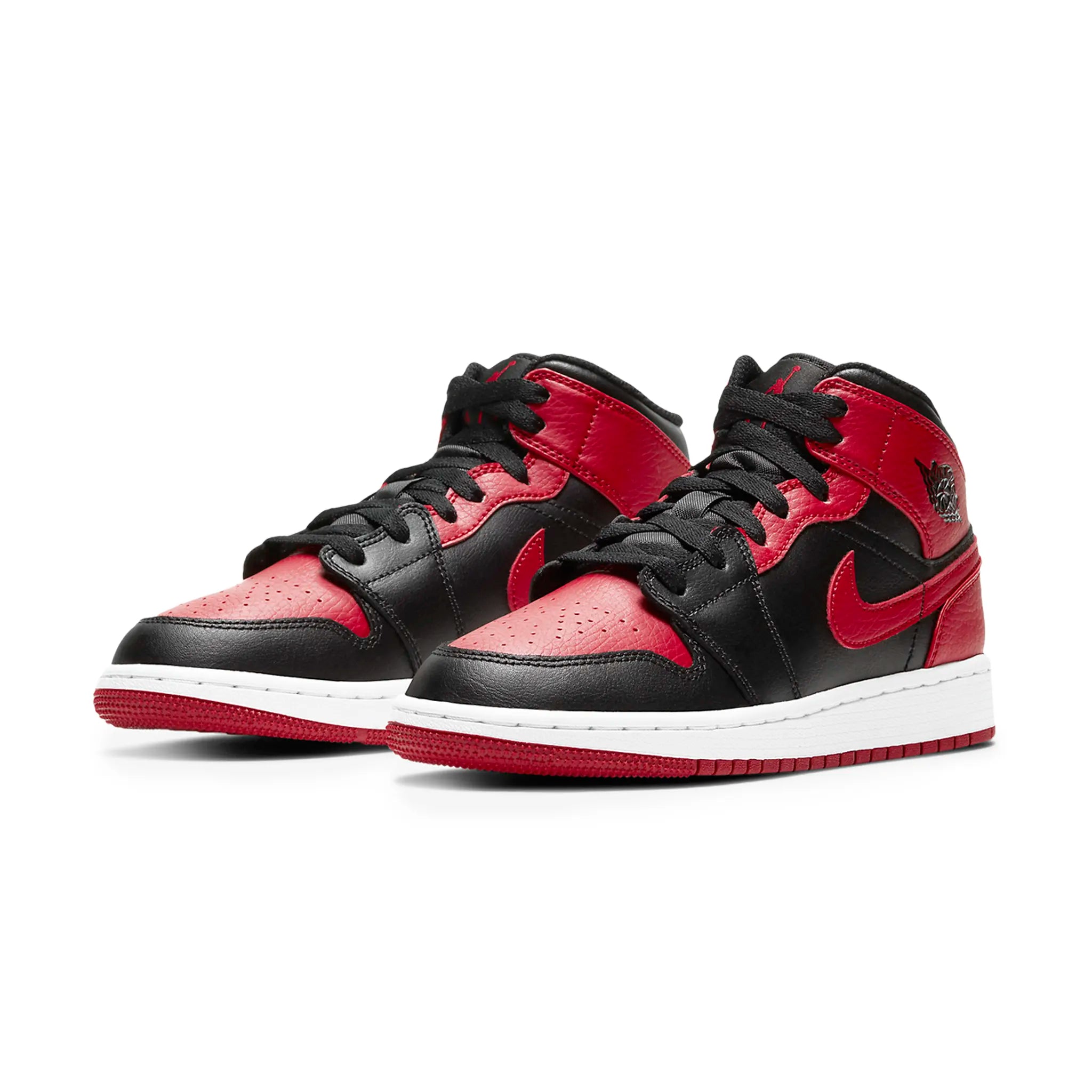 Front side view of Air Jordan 1 Mid Banned (GS) 554725-074