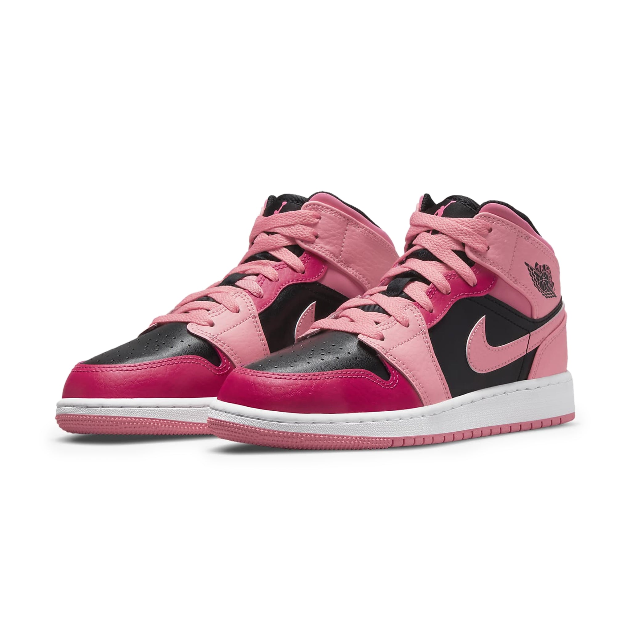 Front side view of Air Jordan 1 Mid Coral Chalk (GS) 554725-662