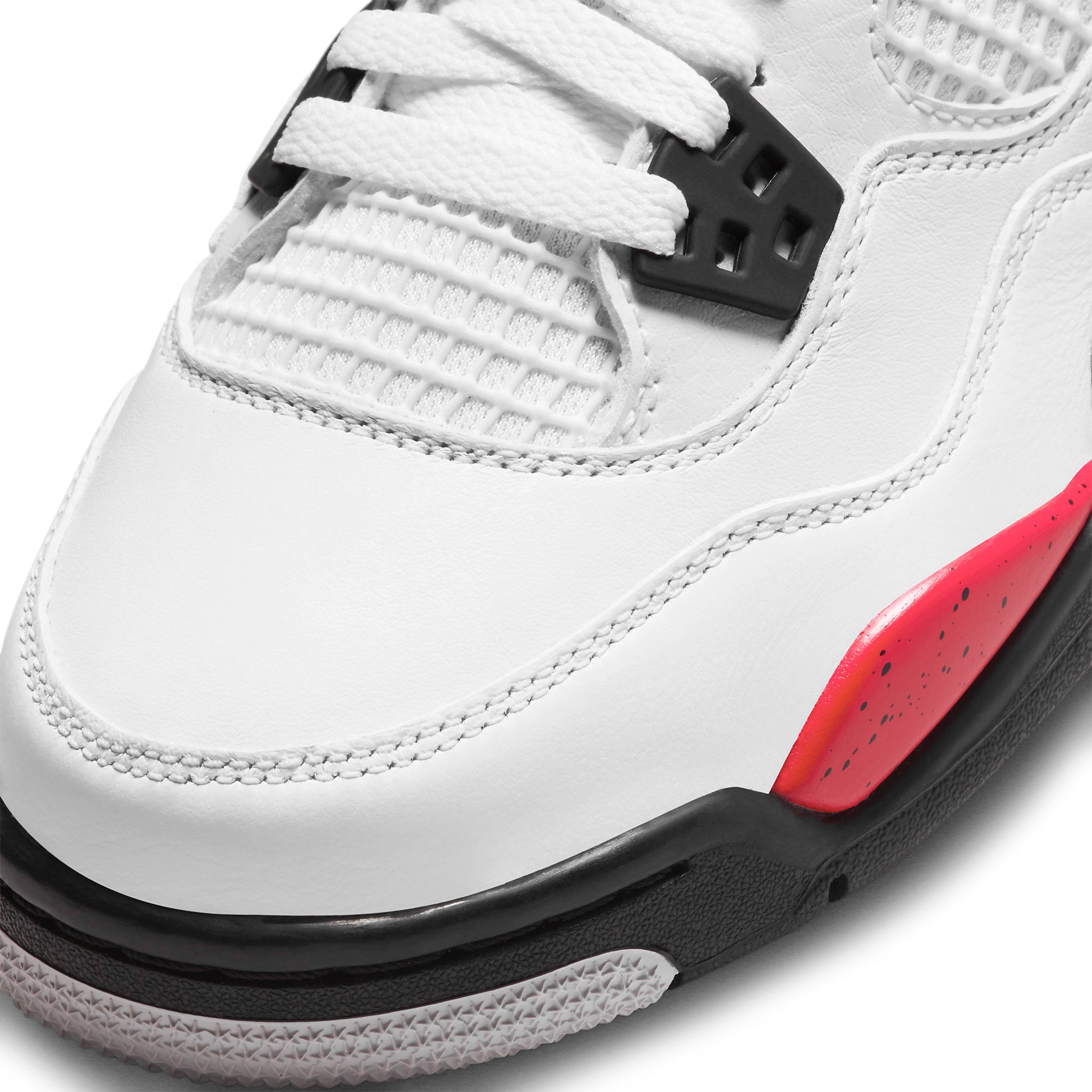 Toe box view of Air Jordan 4 Retro Red Cement (2023) (GS) 408452-161