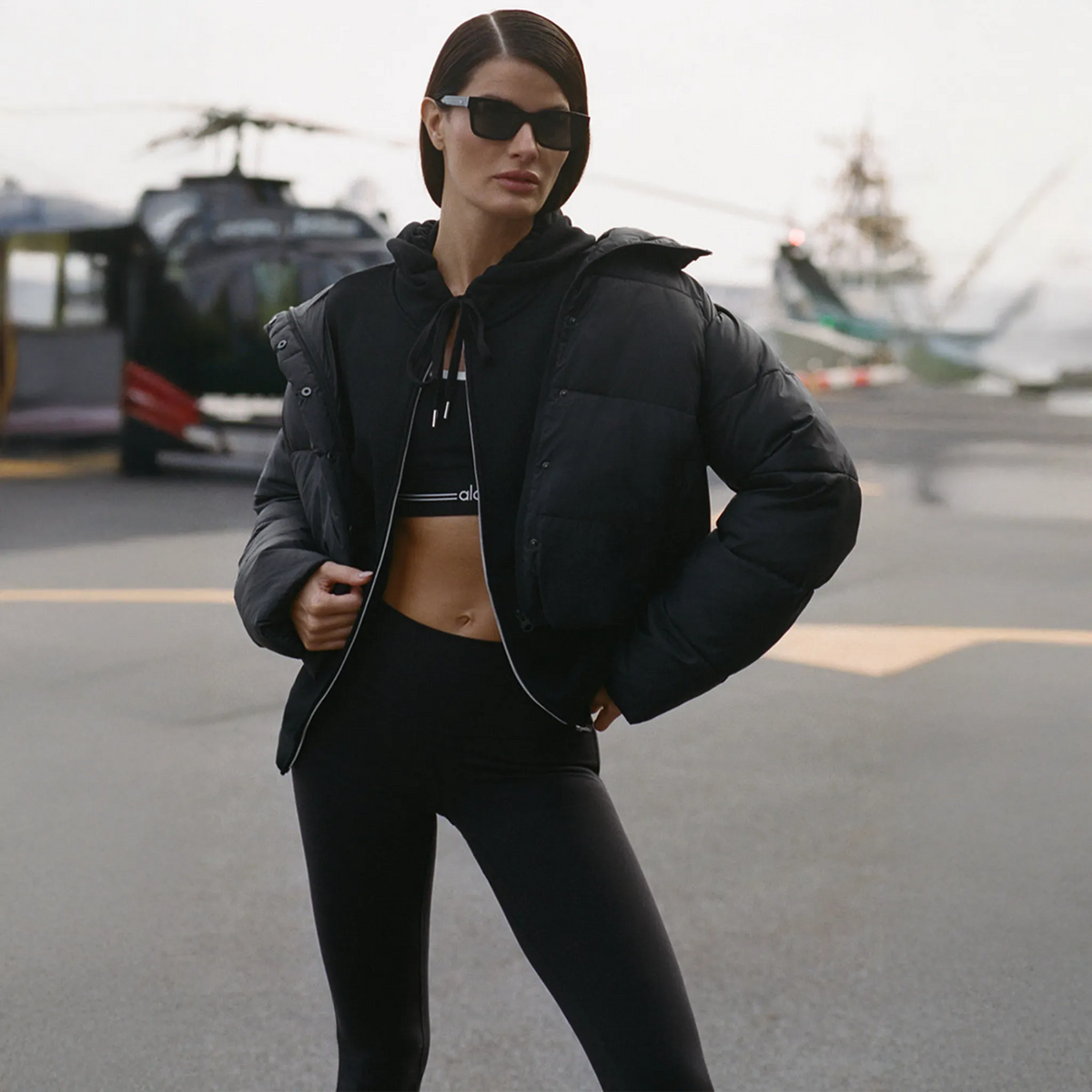 Alo Yoga Gold Rush Black Puffer Jacket (W) |