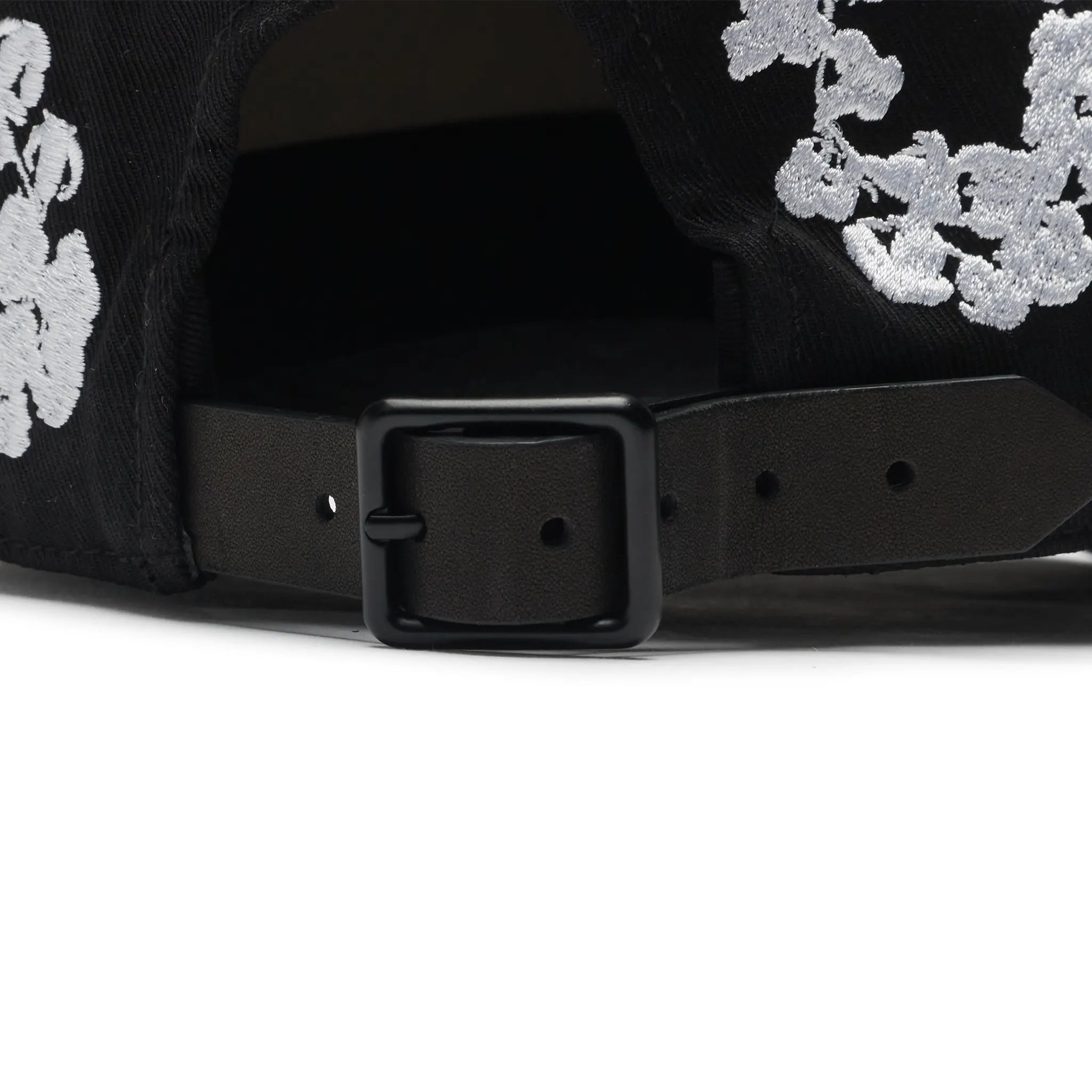 Detailed View of Denim Tears The Cotton Wreath Black Cap SS25ANE11782042