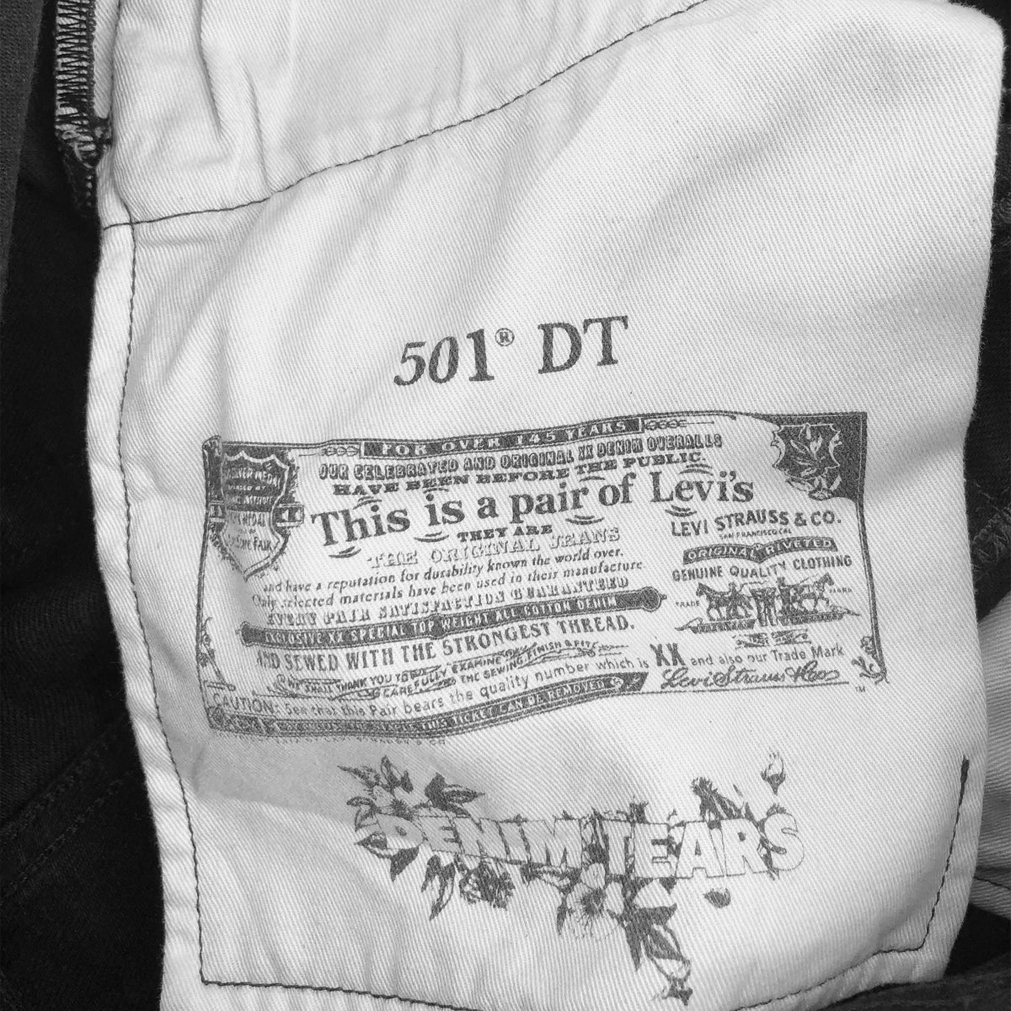 Inside view of Denim Tears x Levi's Cotton Wreath Jeans Black DT501-003-30