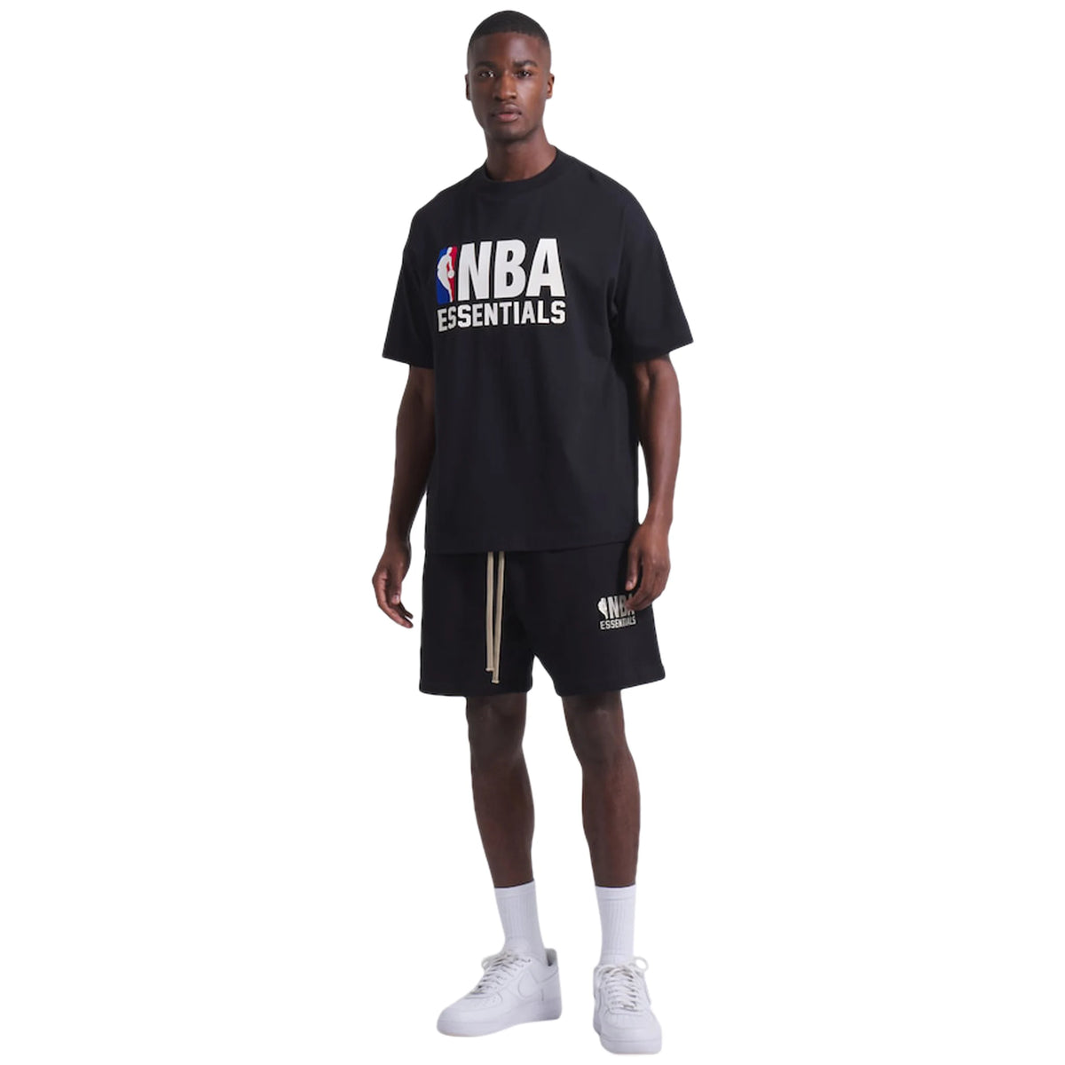 新品 fear of god essentials NBA Xs ショートパンツ Fear Of God Essentials x NBA Black Shorts | 160AL244001F
