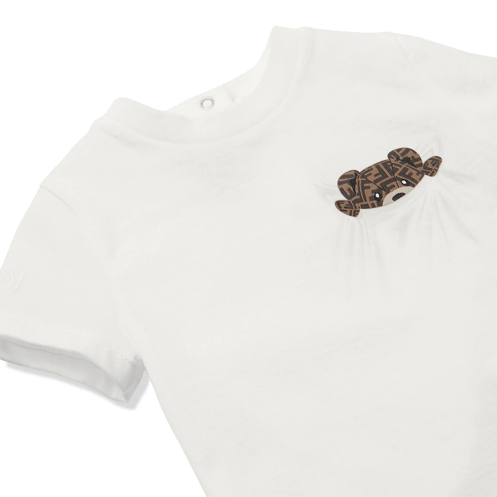 Detailed View of Fendi Bear Pocket Baby  White T Shirt FENA5033369243