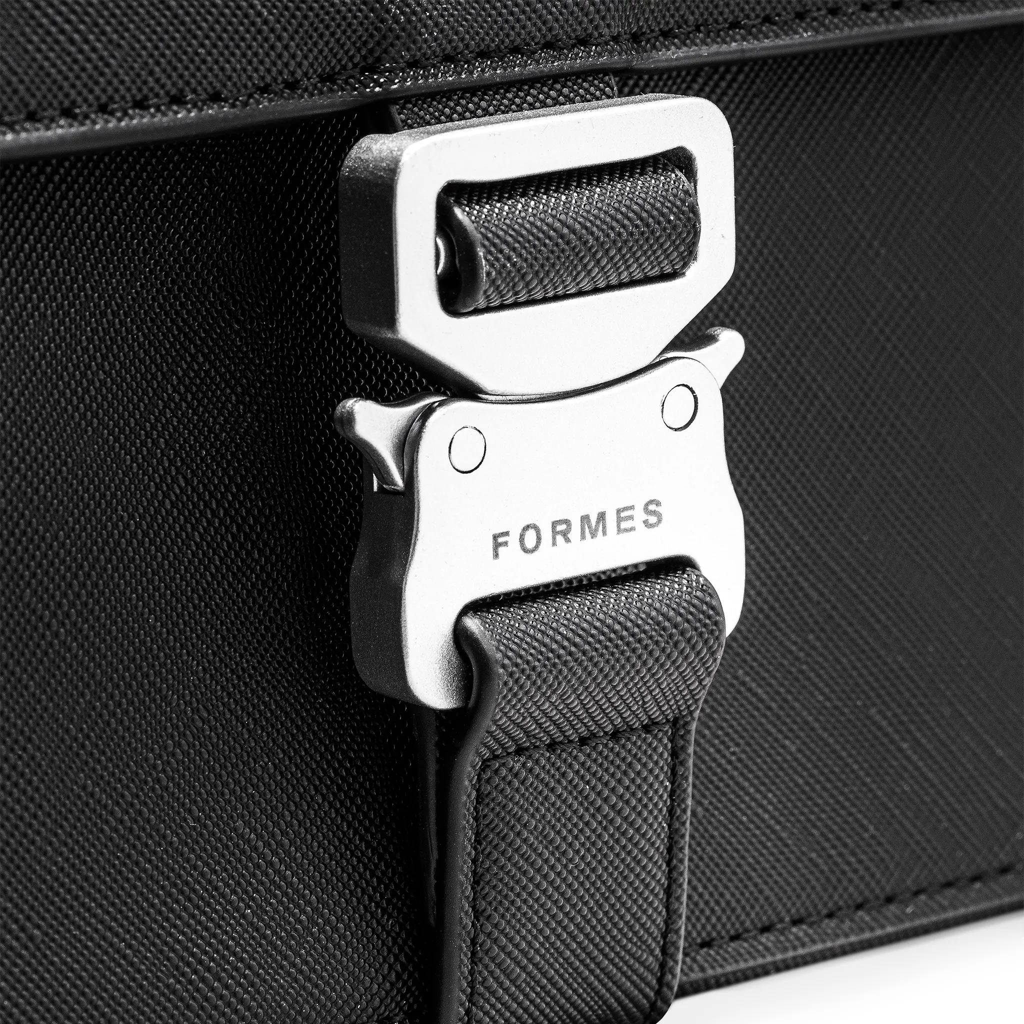 Detailed View of Formes Tecnica Nero Crossbody Bag
