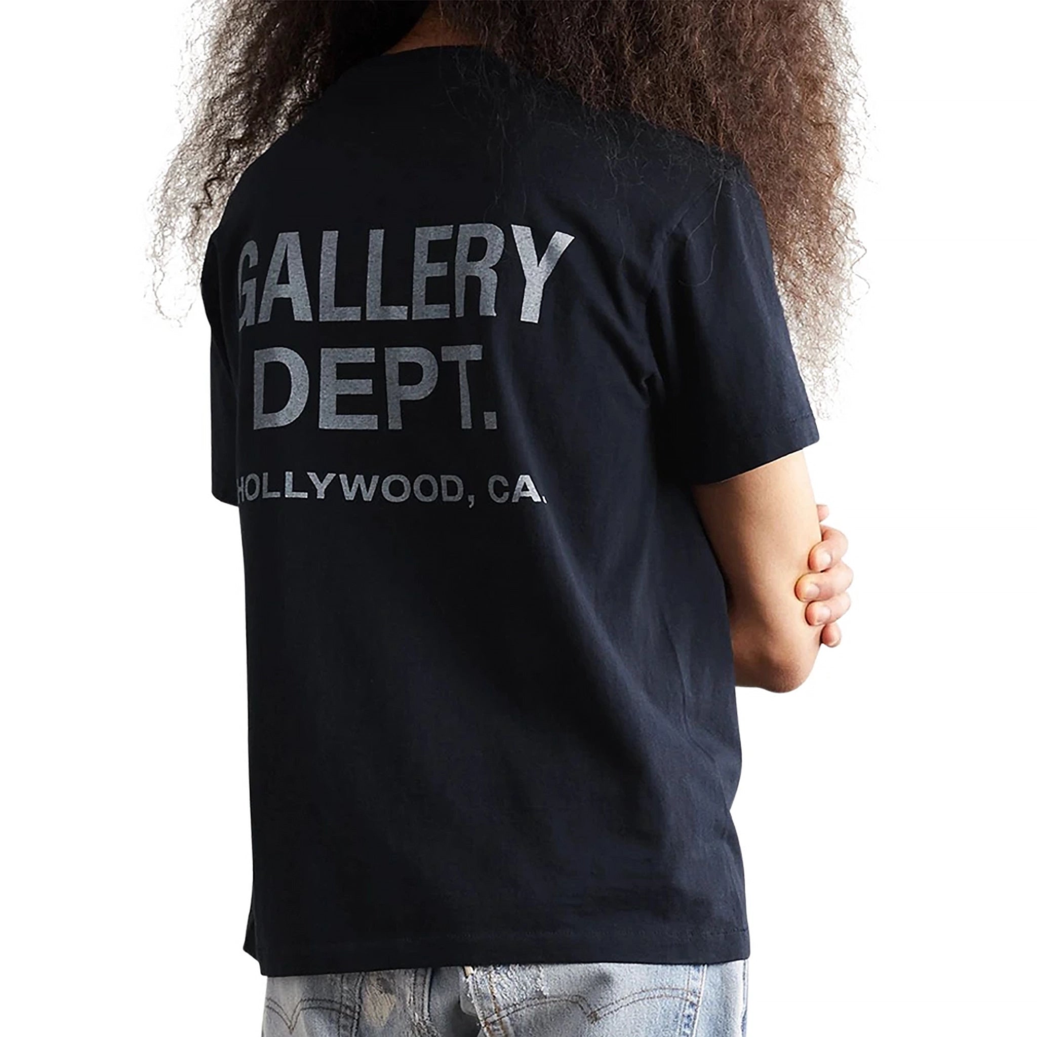 Model back view of Gallery Dept. Souvenir Logo Dark Grey T Shirt VST-1000
