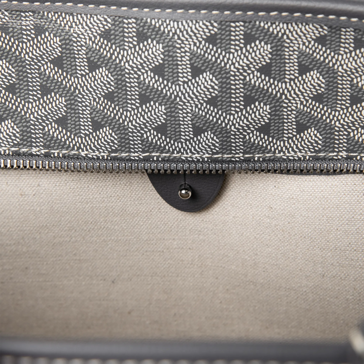 Goyard Artois MM Grey Bag | ARTOISMMLTY51CL51P