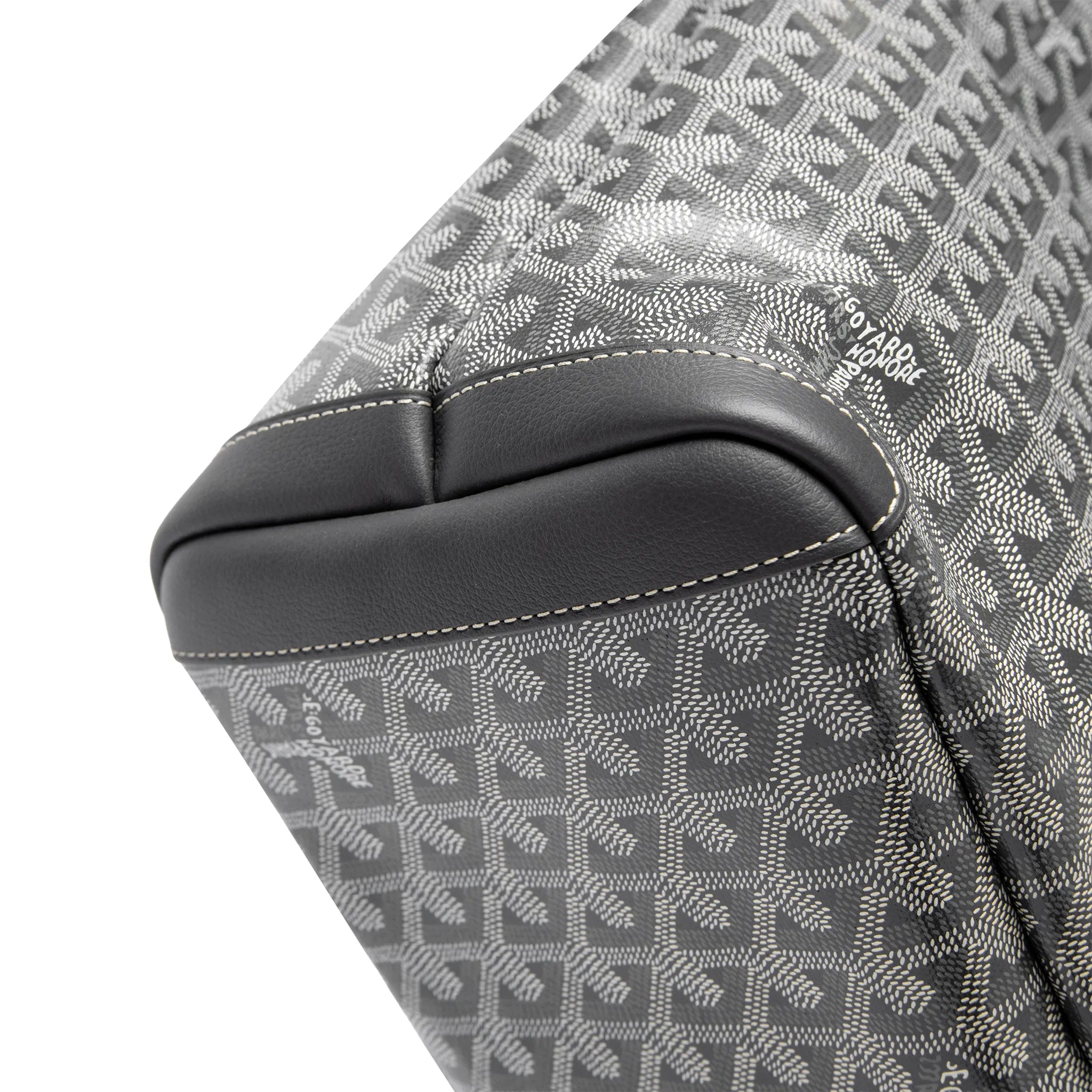 Detailed View of Goyard Artois MM Grey Bag ARTOISMMLTY51CL51P