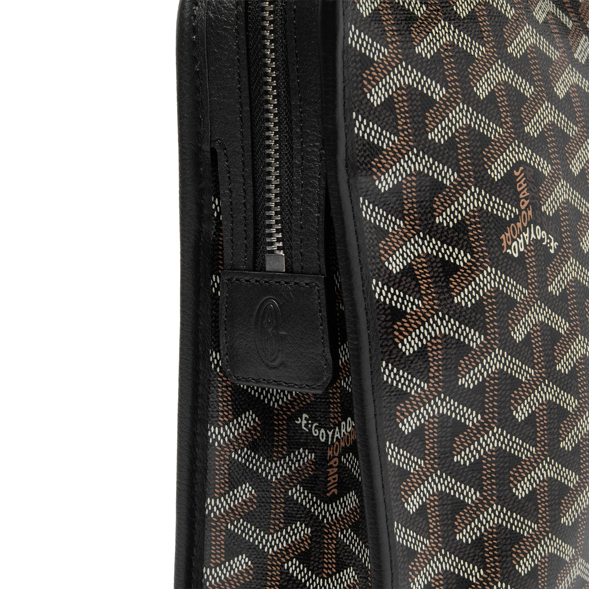 Detailed Side View of Goyard Jouvence GM Black Washbag JOUVENGMLTY01CL01P