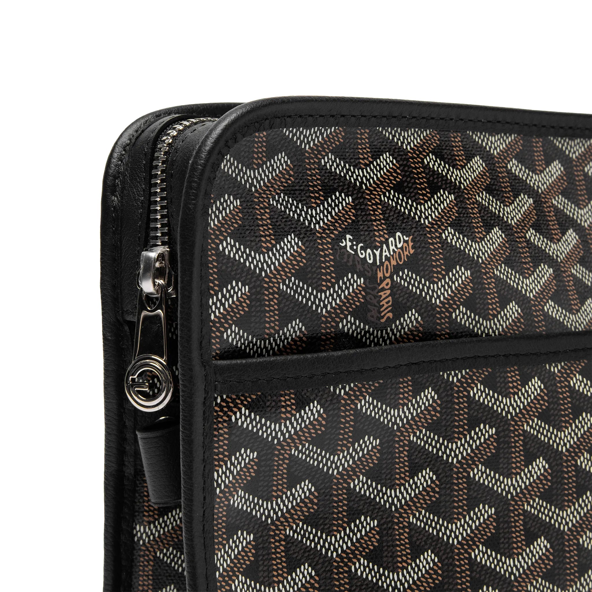 Detailed Side View of Goyard Jouvence GM Black Washbag JOUVENGMLTY01CL01P