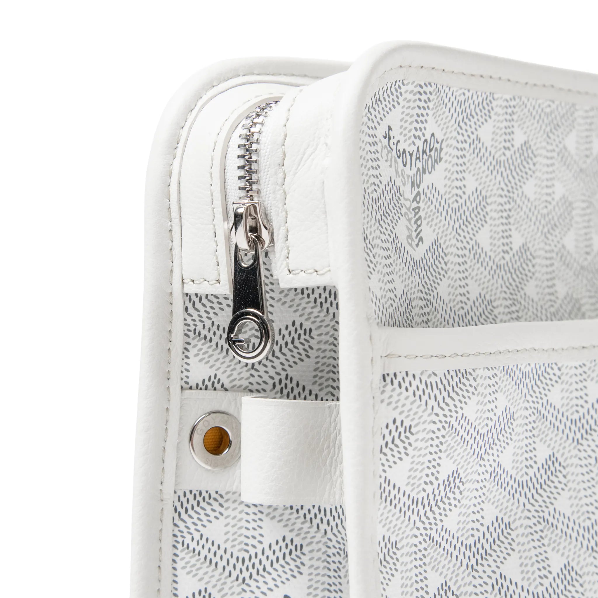 Side Zip View of Goyard Jouvence MM White Washbag  JOUVENMMLTY50CL50P
