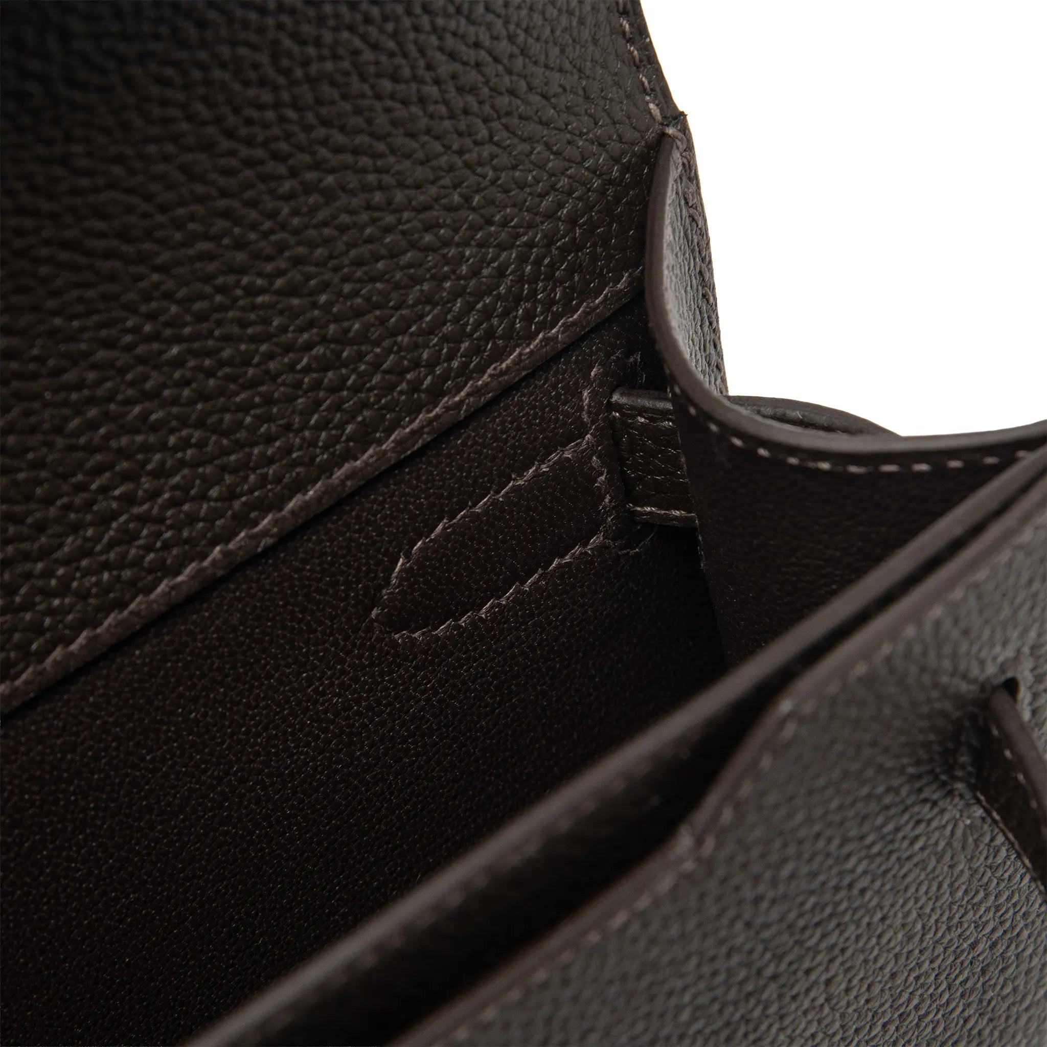 Detailed View of Hermes Kelly Depeches 25 Negonda Calfskin Bai Brun Palladium Hardware
