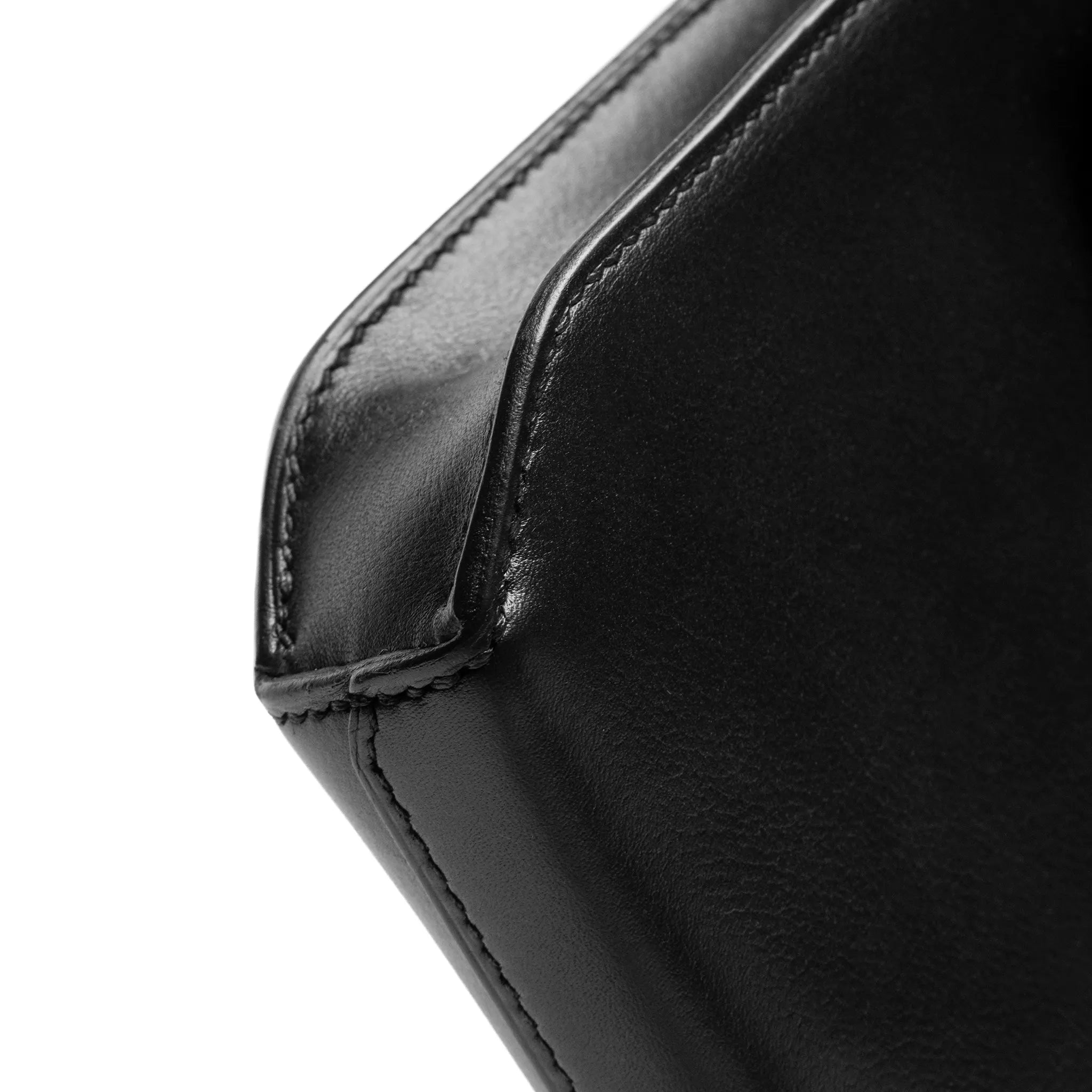 Detailed View of Hermes Kelly Depeches 25 Evercolor Black Gold Hardware H078398CC89