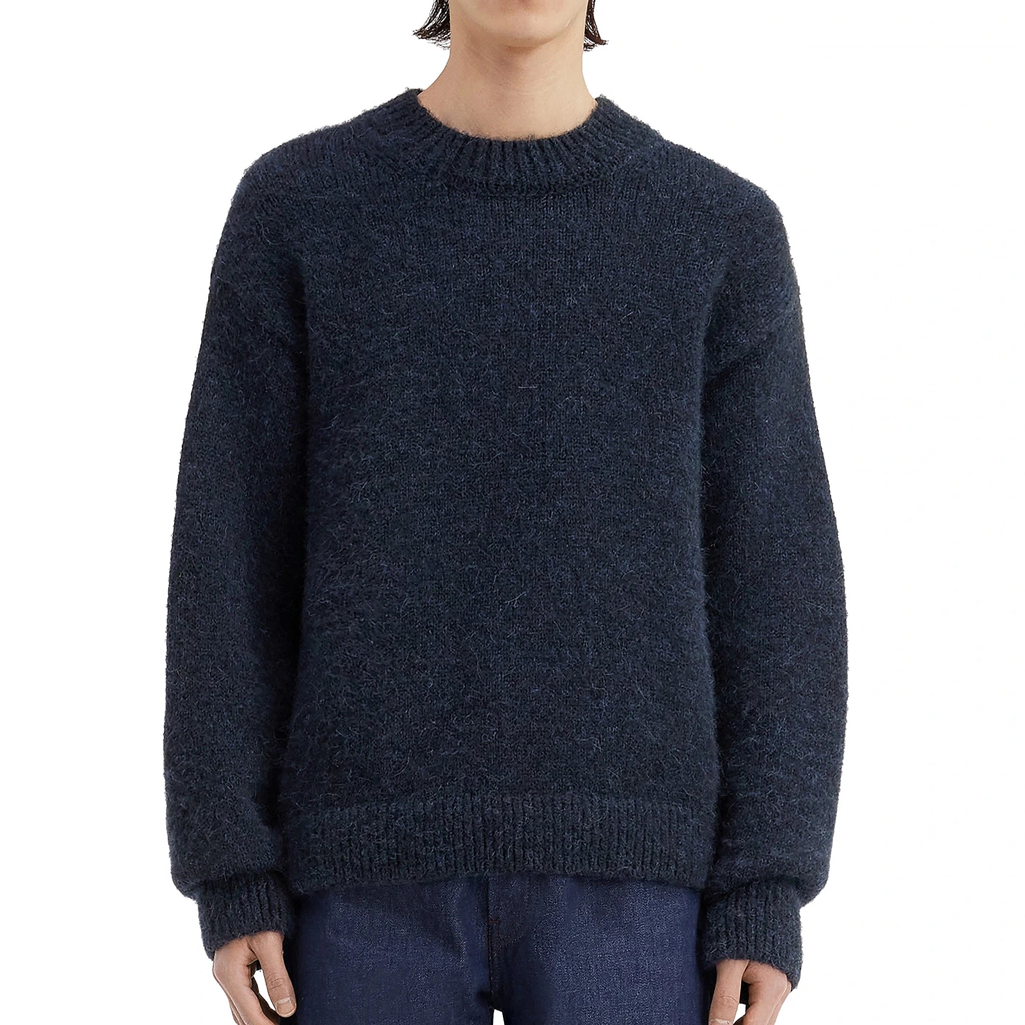Model front view of Jacquemus La Maille Pavane Dark Navy Knit 236KN284-2329-390
