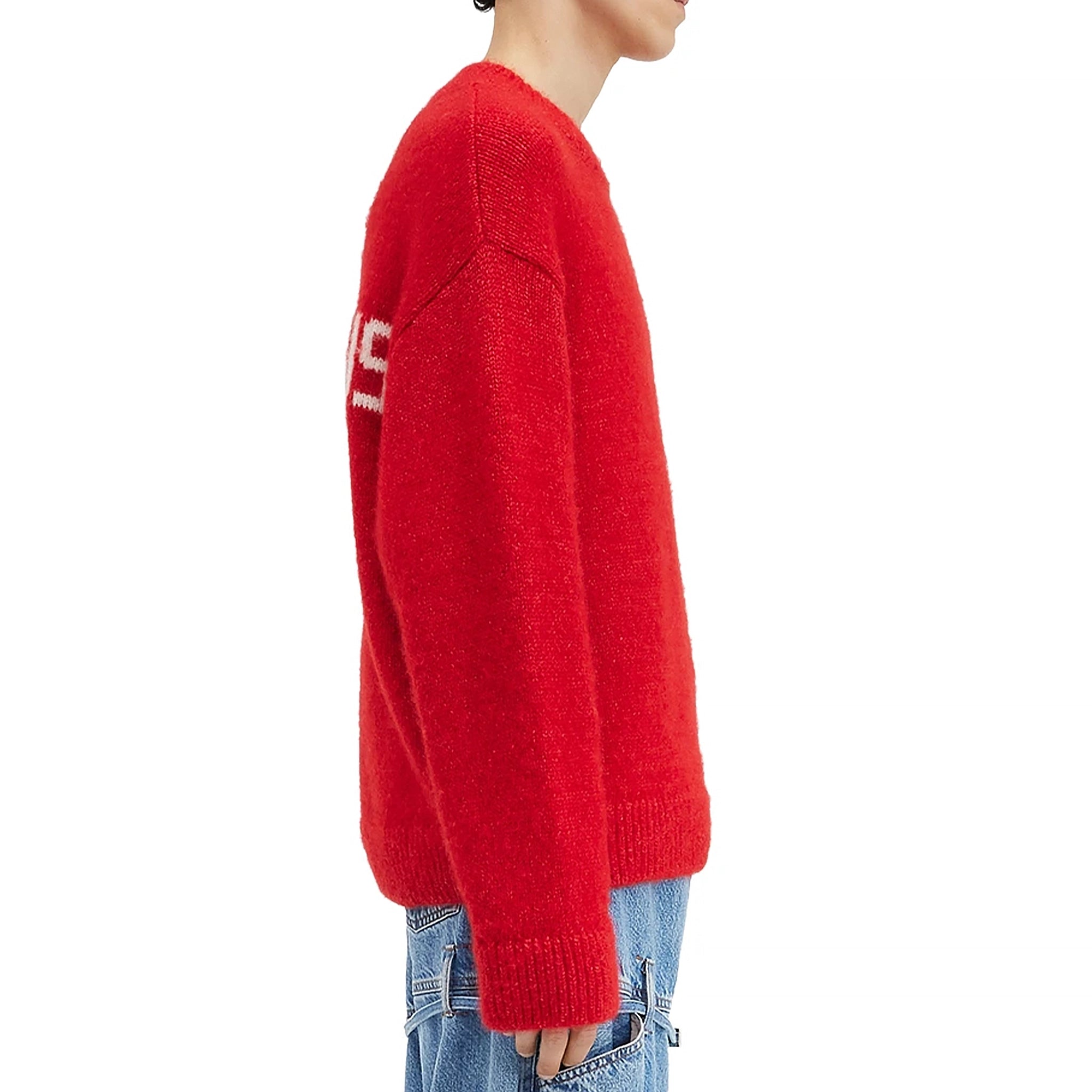 Model side view of Jacquemus La Maille Pavane Red Knit 236KN284-2329-470