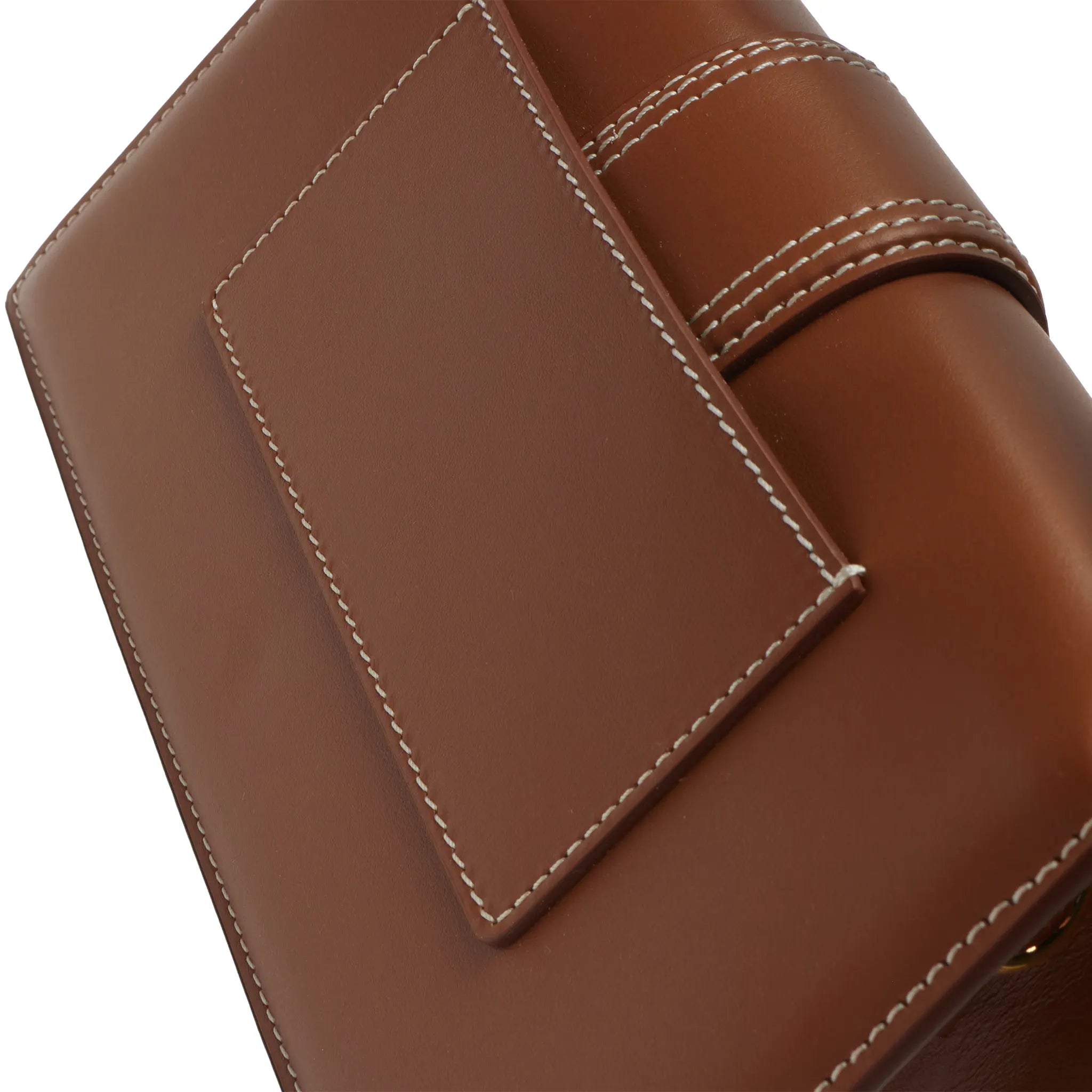 Detailed View of Jacquemus Large Bambino Light Brown Crossbody Bag (Minor Dents) BAW00007AC01C04811