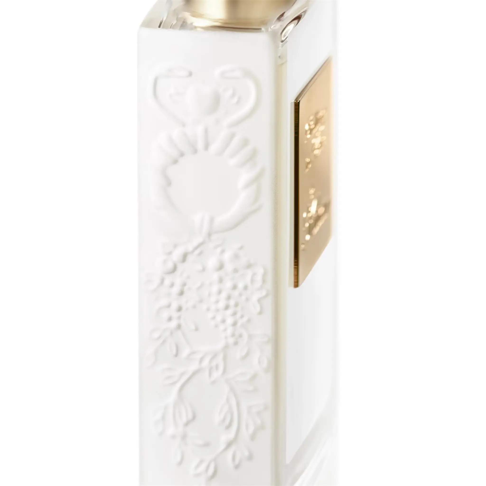 Side view of Kilian Paris Voulez-Vous Coucher Avec Moi Perfume 50ml 46318406