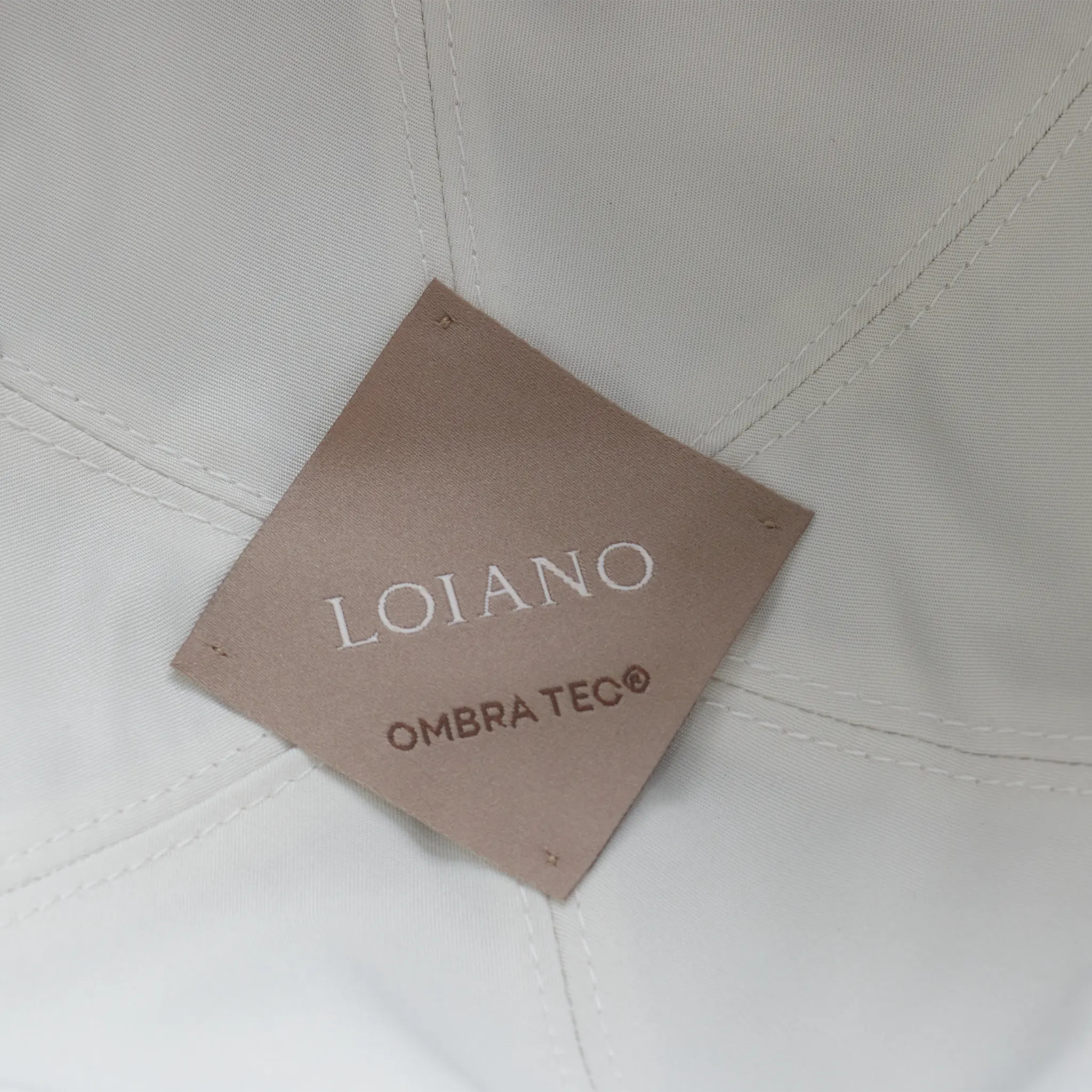Detailed View of LOIANO Ombra Tec® Taupe Cap